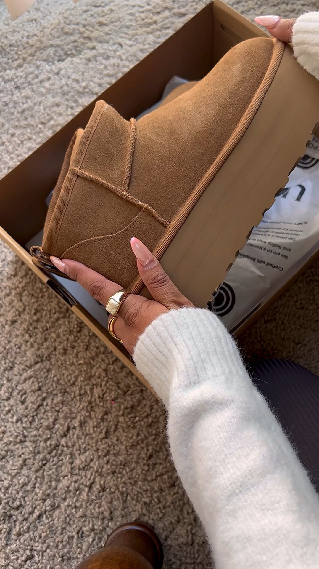 Got my uggs now before the girlies sell them out 

#LTKShoeCrush