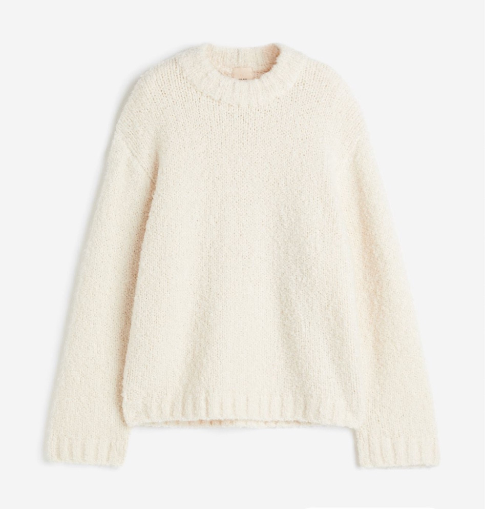 H&M jumper 

#LTKSeasonal #LTKstyletip #LTKeurope