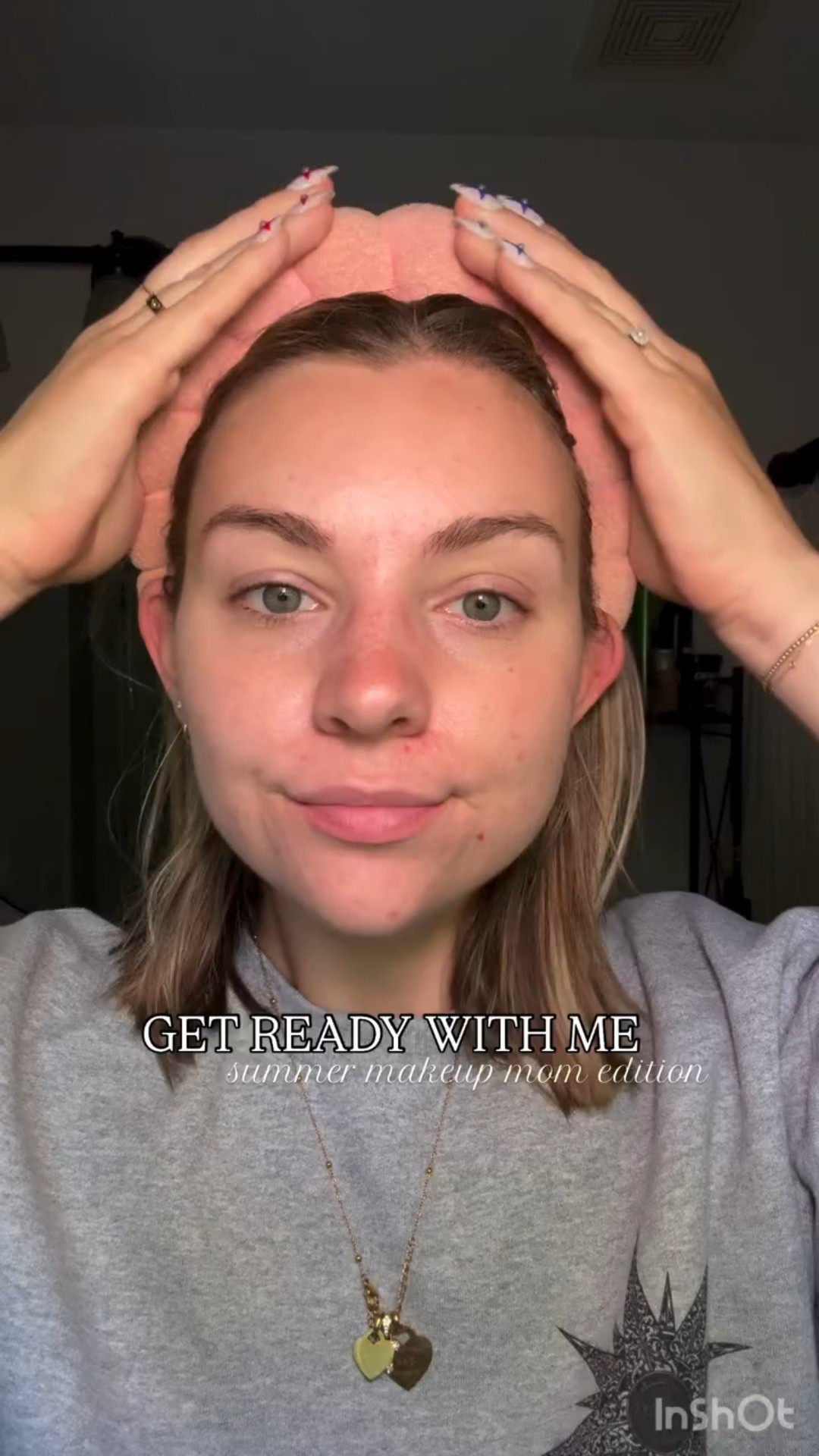 @ayla.by.marlie was this enough sunscreen yes or no

comment beach to get links to all the products!!!!

•
•
#makeuptutorial #beautyroutine #grwm #getreadywithme #momlifebelike #relatablememes #momstyle #relatablepost