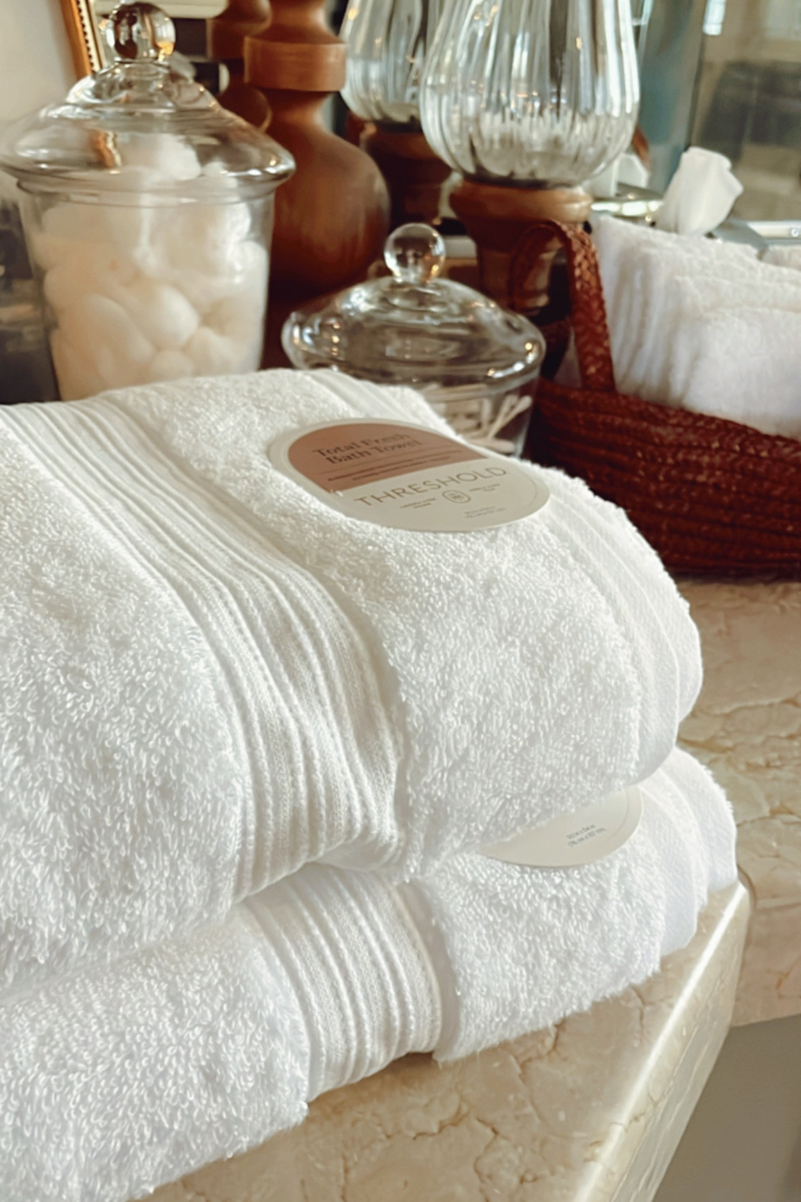 These bath towels are super soft! 

If you are shopping for new bath towels the Threshold “antimicrobial” collection from Target passes my softness test. 👍🏻 

#bathtowel #towel #bathroom

#LTKhome