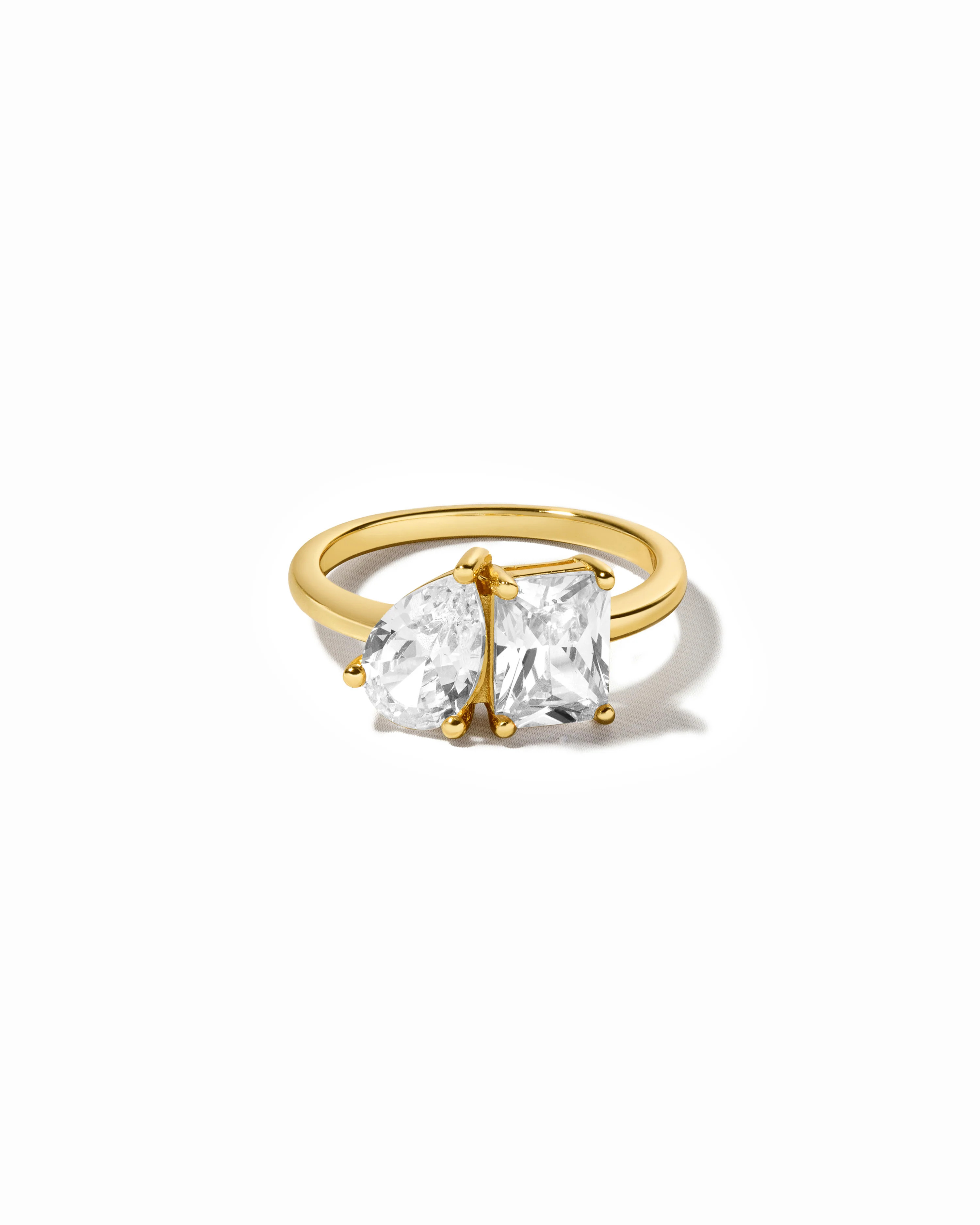Toi et Moi Ring | Emerald & Pear Cut Engagement Ring | Sami Jewels