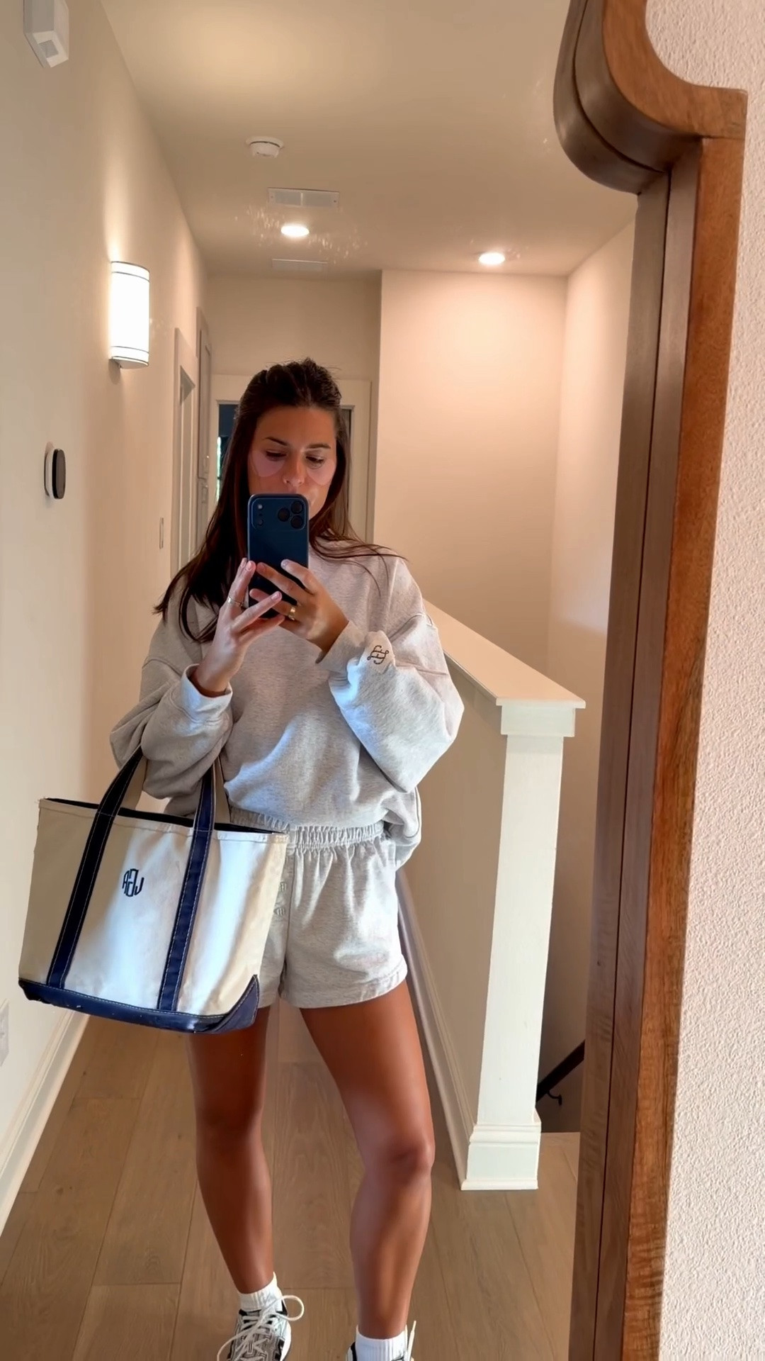 SUNDOWN @Eleven Eleven ☀️🌴🐟🧡
put this on as soon as it arrived & im obsessed !! matching set 


#matchingset #athleisurestyle #everydayoutfits #OOTD #sweatset
travel outfit, grey set, back to school, mom outfit, back to college, airport

#LTKootd #LTKSeasonal #LTKTravel

#LTKootd #LTKTravel #LTKmorningroutine