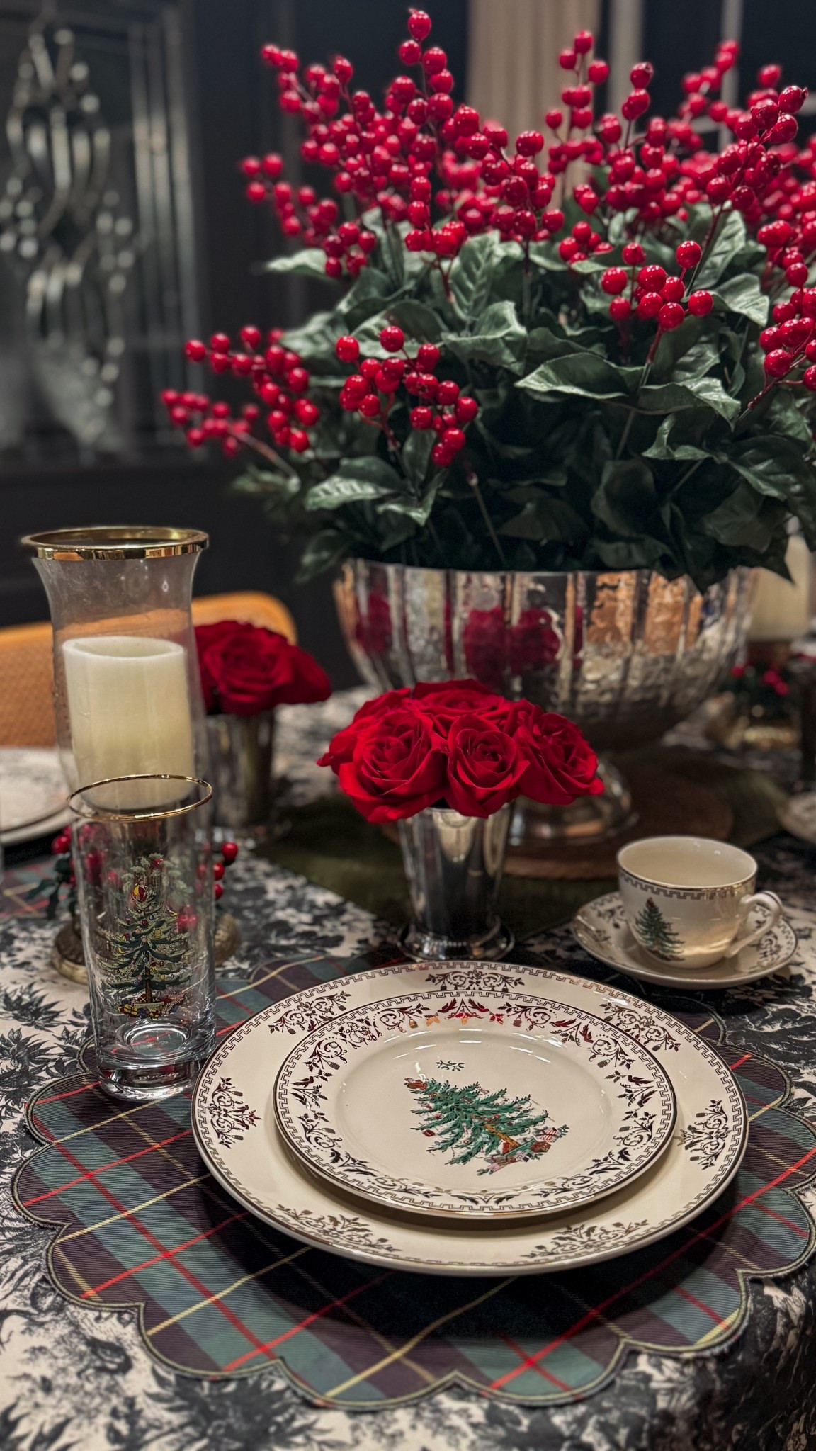 Christmas Table 
Ralph Lauren Christmas decor
Plaid Christmas table
Holiday tablescape Christmas dinner table 

#LTKHome #LTKHoliday