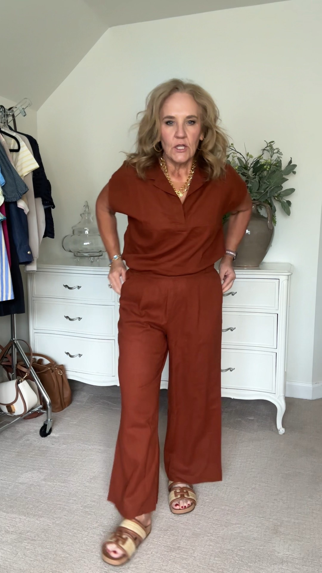 Linen and cotton blend two piece set from Lou and Gray at LOFT. 55% off today only so shop fast.
Pants I’m wearing a small regular 
Top I’m wearing a medium

Outfit, vacation outfit, linen, two-piece, set, LOFT

#LTKOver40 #LTKFindsUnder50 #LTKPetite