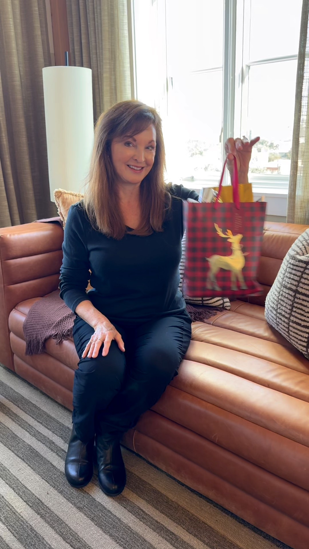 You don’t have to wait for someone else to spoil you 💎 Jewelry makes the perfect holiday self-gift — a little sparkle ✨ a little self-care, all for you 💖 Make yourself holiday happy with @oliveave 💍 

Create your own memories! 

Hint Hint 🎁 makes a great gift for everyone! 🎄



#LTKGiftGuide #LTKHoliday #LTKselfcare