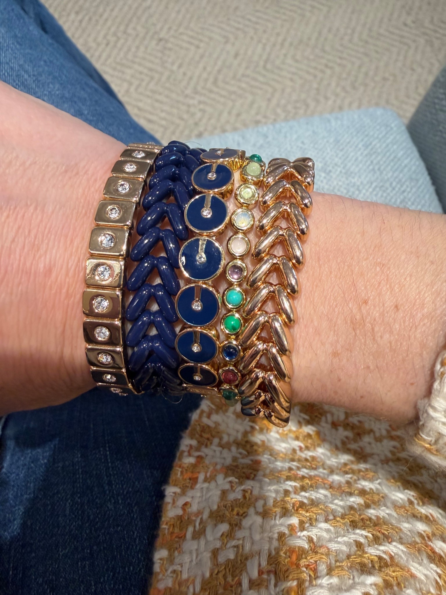 Today’s bracelet stack! #stack #braceletstack

#LTKgrwm #LTKootd