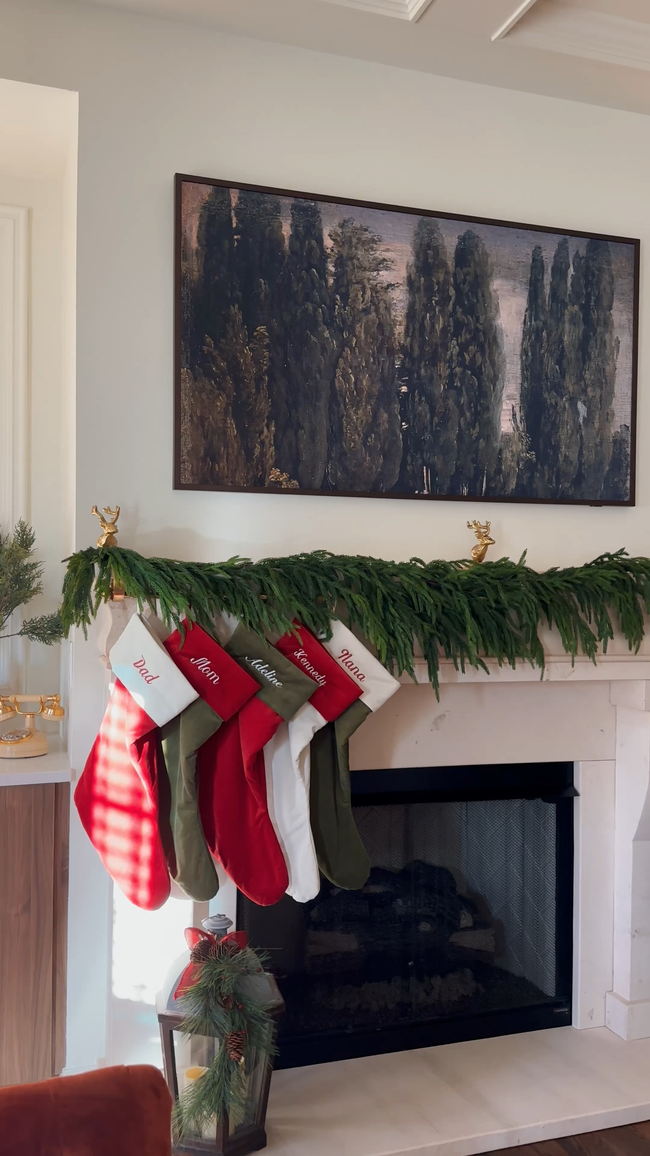 Here is how to take the same Garland and transform it from year to year! 

#LTKWatchNow #LTKHoliday #LTKHome