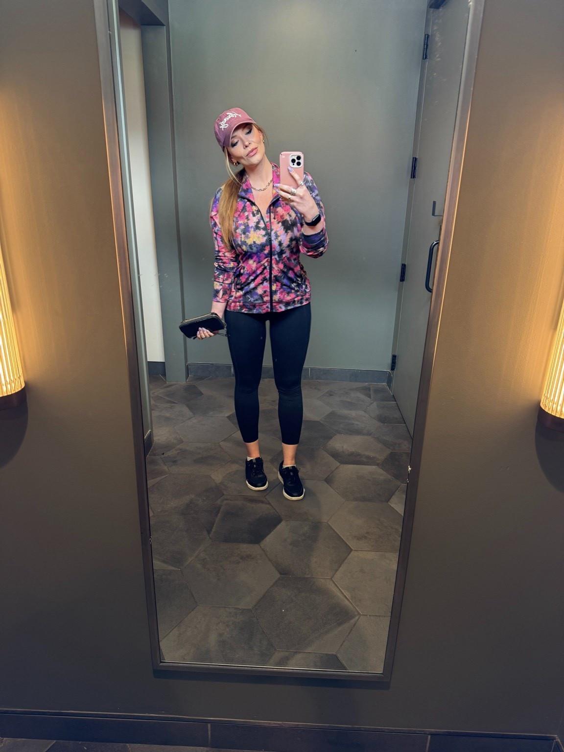 This set has been on repeat lately. The fit is flattering, the fabric is lightweight, and the print makes it feel a little more styled than your typical workout look.

Wearing it for errands, travel days, and anything in between. Linked a few similar options.