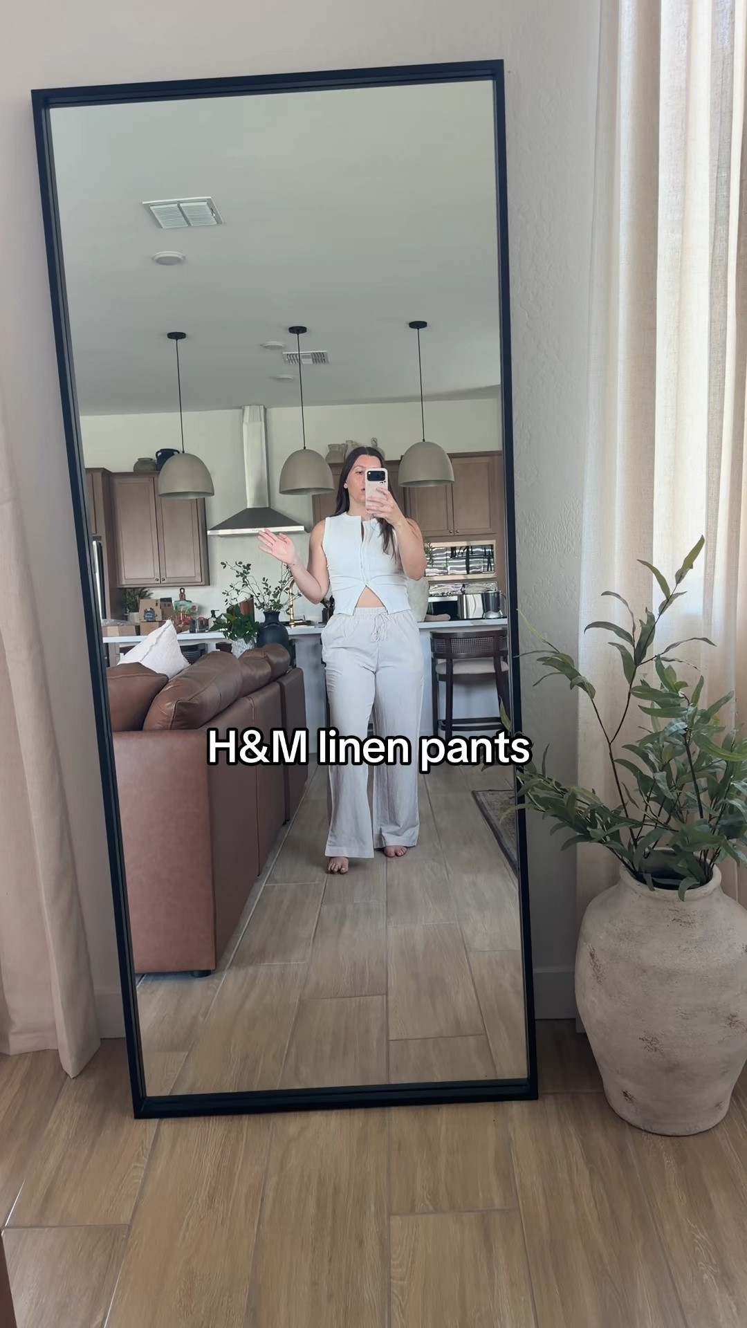 Obsessed with these pants, I actually went & bought two more colors 👏🏻

Linen pants 
Summer outfits 
Spring outfits 
Office outfits 
Work outfits

#LTKootd #LTKMothersDay