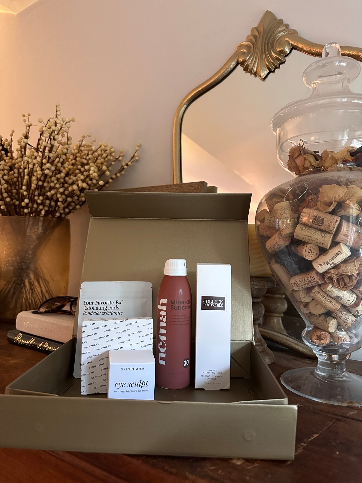 New skincare goodies 

Eye cream | spf | hydration mask | eye patches | skincare 

#LTKStyleTip #LTKBeauty #LTKFindsUnder100