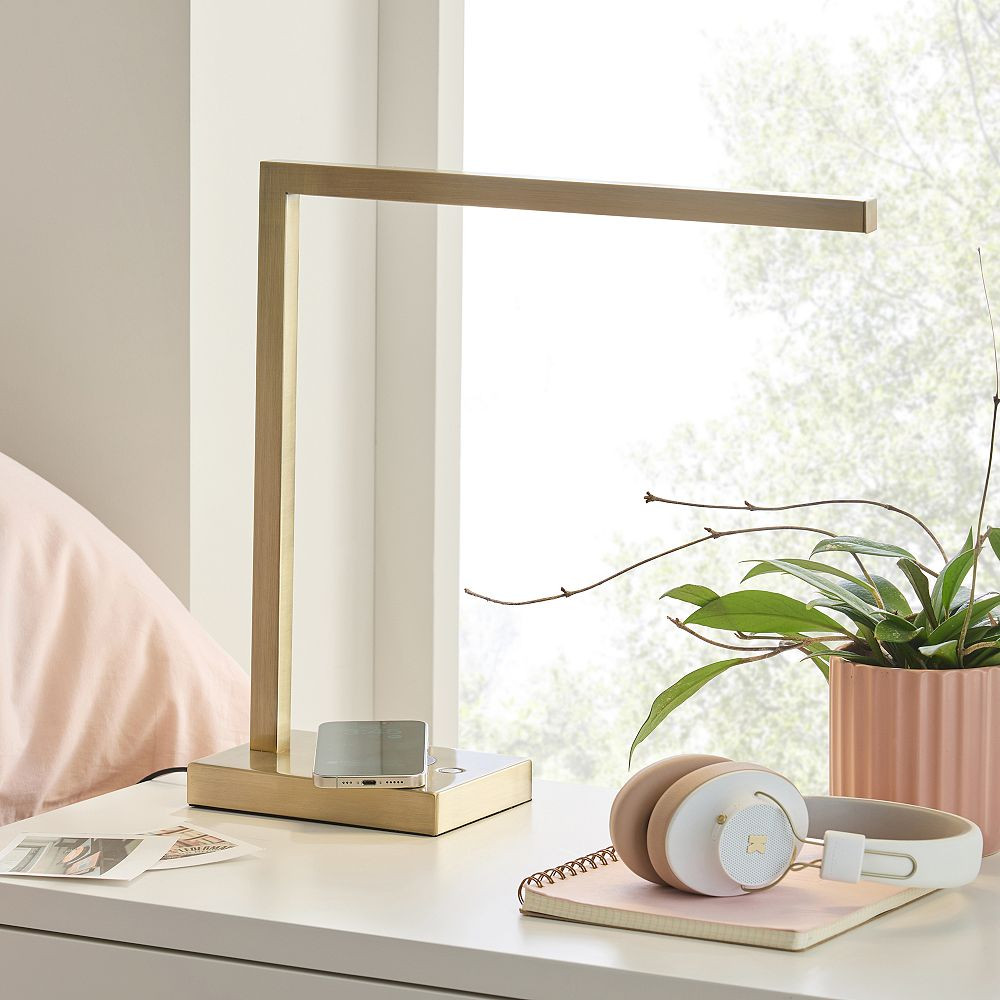 Greene LED Task Lamp with Charging Pad and USB (16") | Dormify