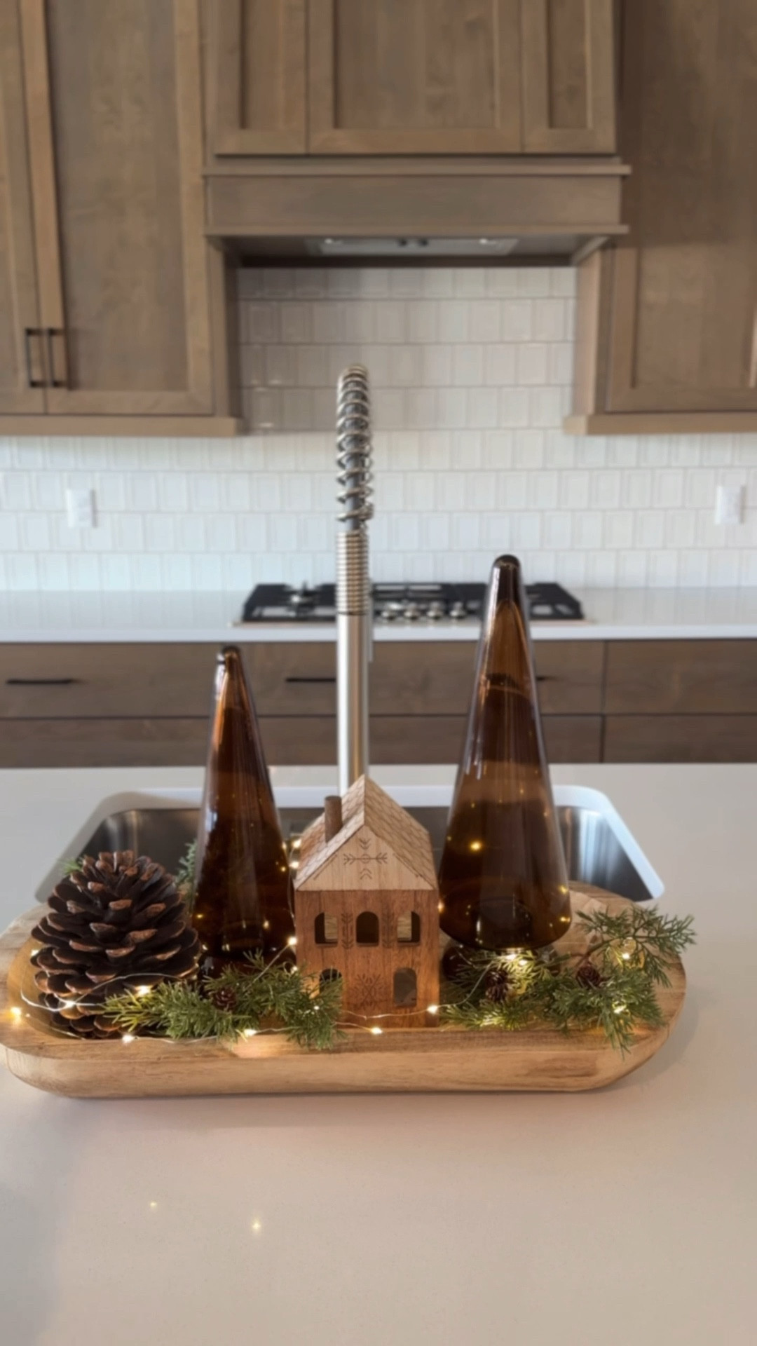 It’s Christmas in the kitchen!! Have you noticed all the browns this year?! Giving me so many fresh ideas. I’m loving it so far! 😍

#LTKHome #LTKHoliday #LTKSeasonal