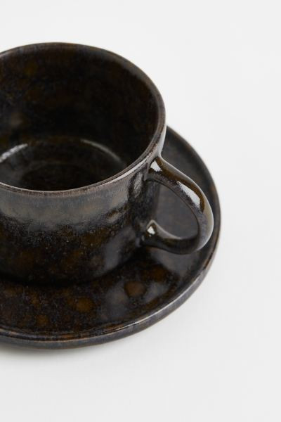 Cup and saucer | H&M (FR, IT, ES, PT, BE)