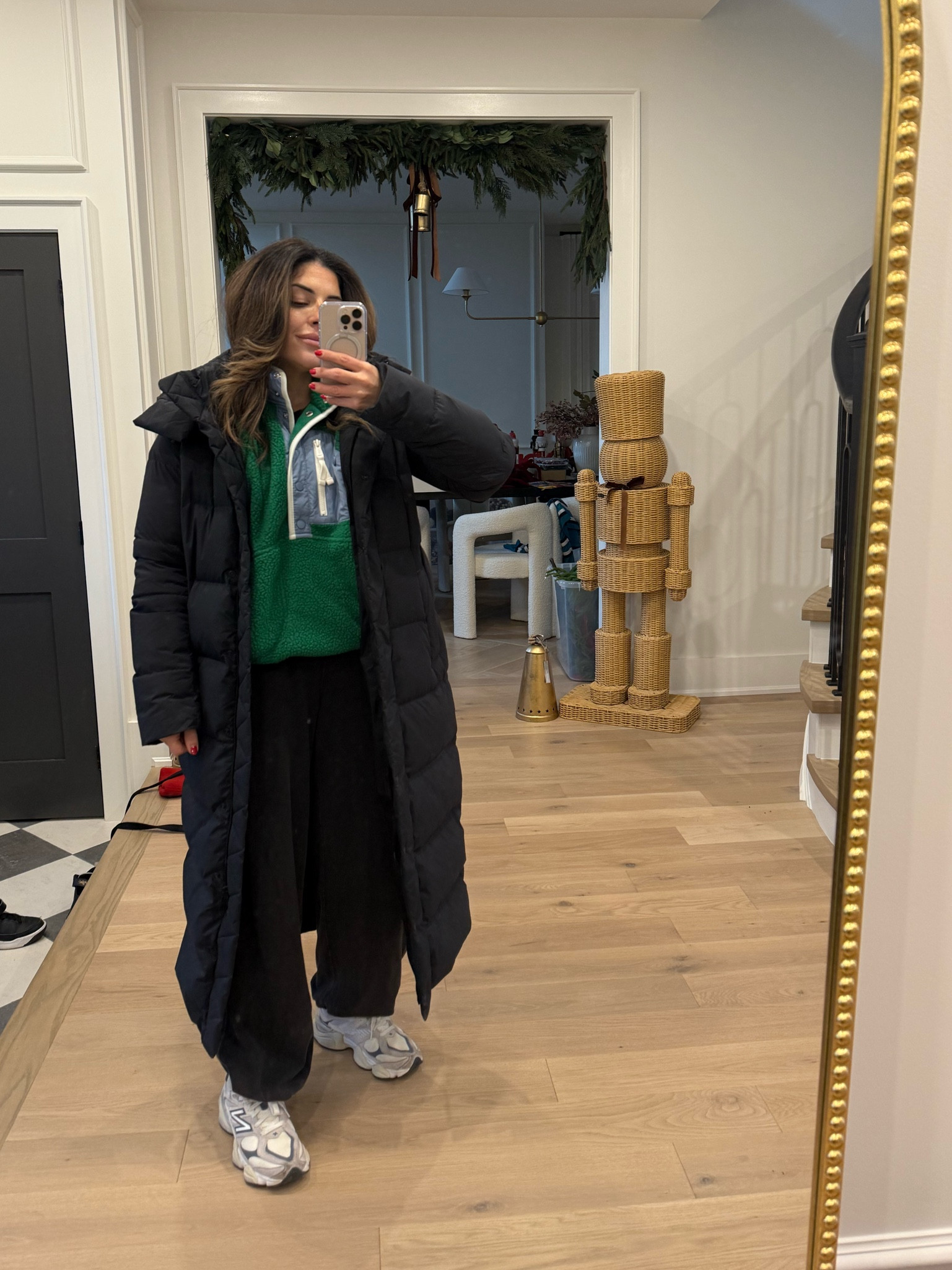 Jacket - Size 4
Sweater - XS
Pants - XS


#LTKstyletip #LTKwinter #LTKcanada