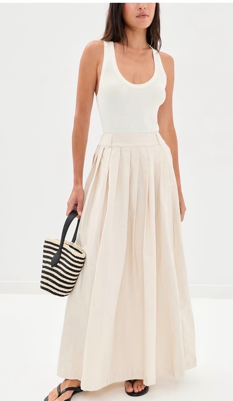 This skirt is so versatile