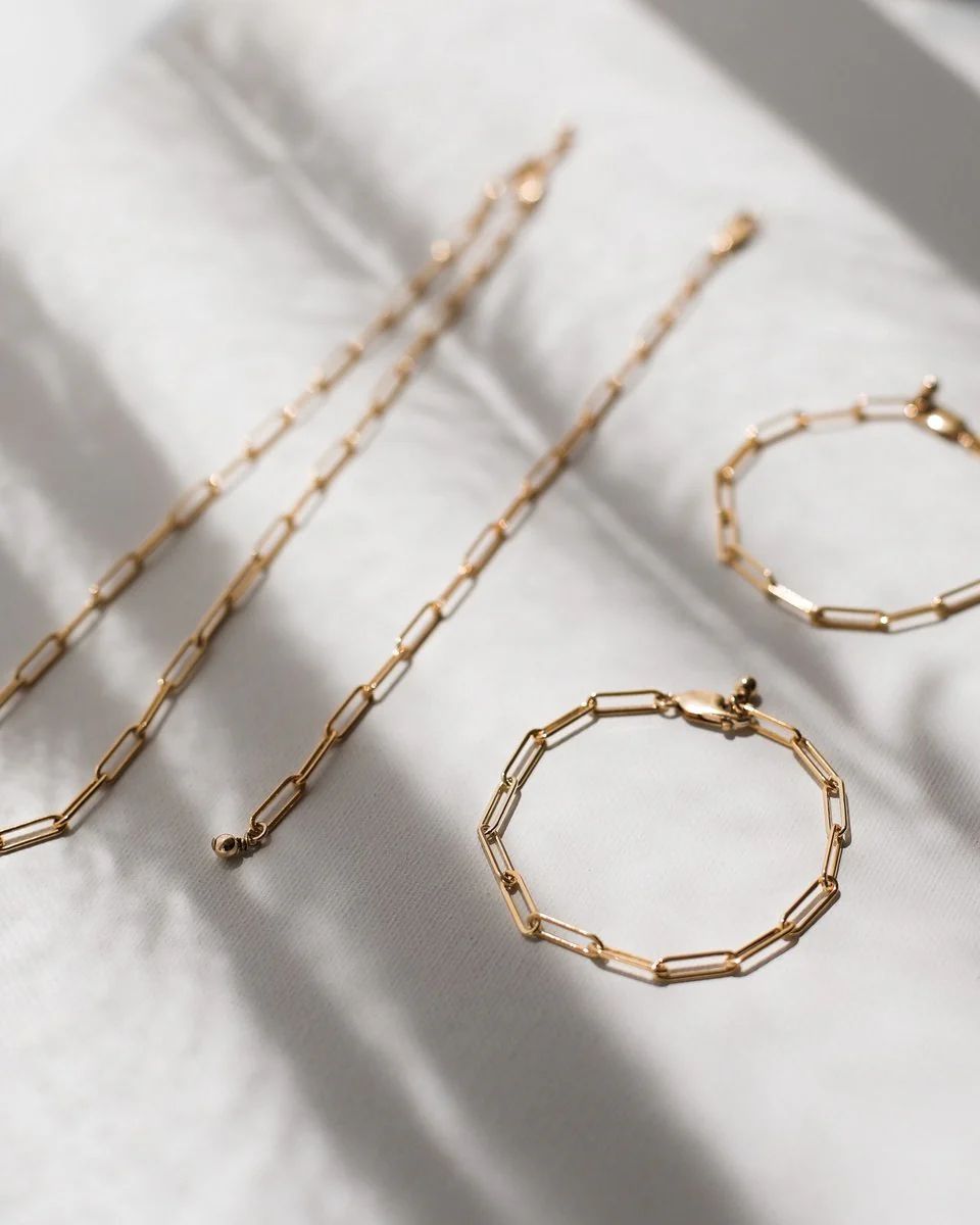 THE MODERN CHAIN BRACELET - GOLD | Stylin by Aylin