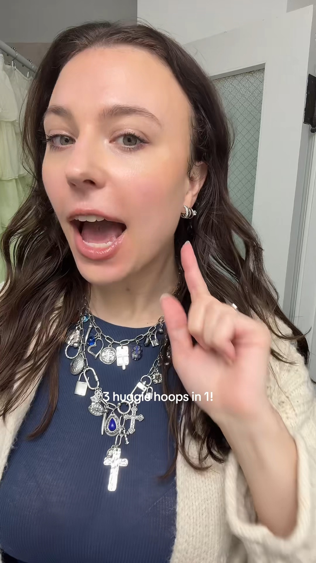 cute "triple hoops" that look like you got extra piercings... but it's really just one earring!!! in yellow and white gold 

earrings, hoop earrings, triple hoop earrings, Pavoi 

#LTKootd