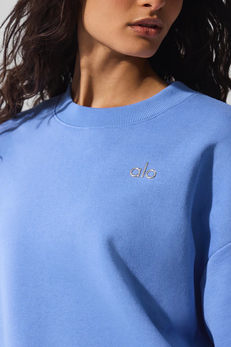 Accolade Crew Neck Pullover - Crystal Clear Blue | Alo Yoga (US)