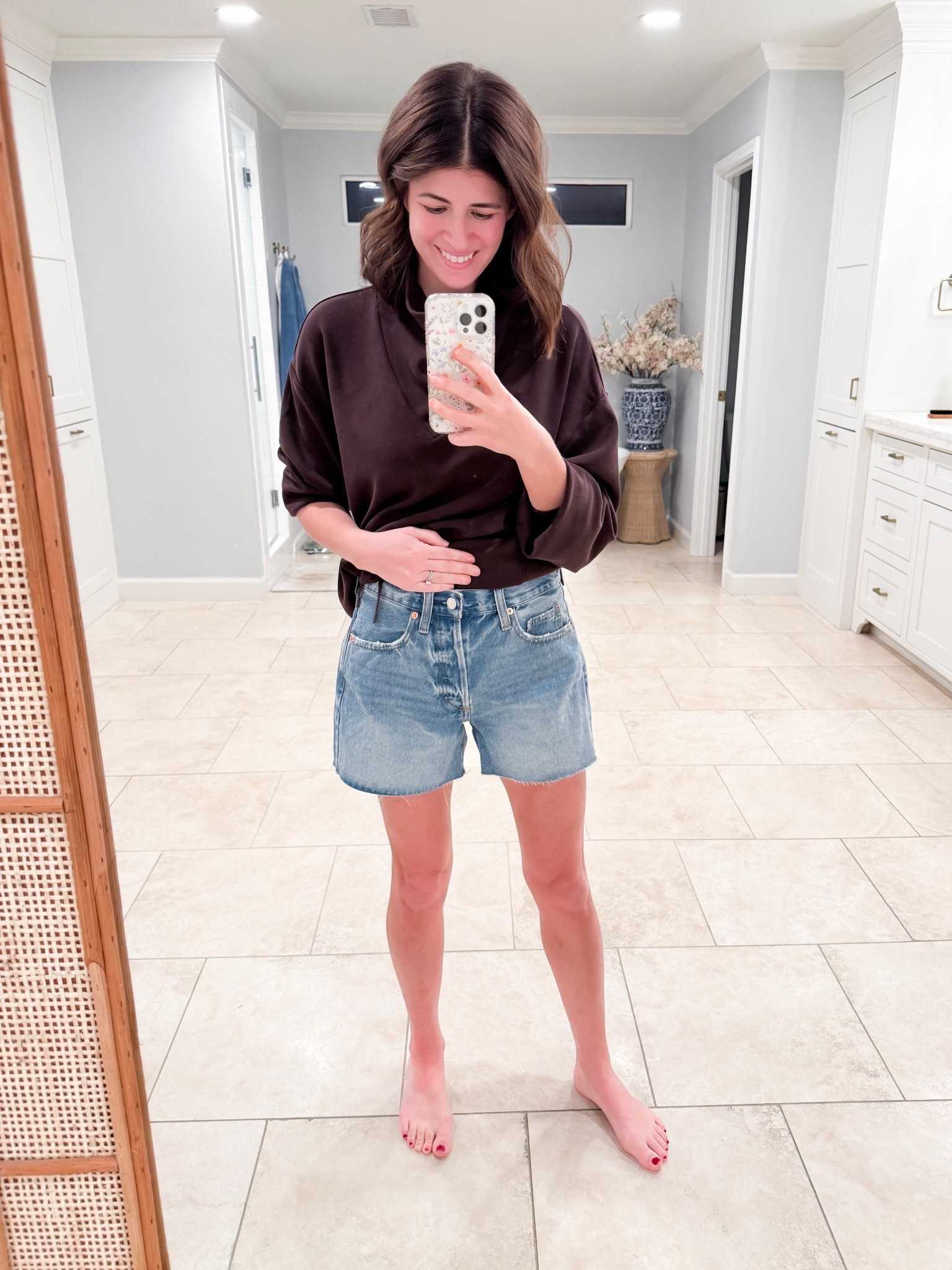 I cannot believe I got these jean shorts for $28 🤯

The quality is SO good. I actually like them better than my Agolde Parker shorts… which feels illegal to say at this price point 😂

The wash is perfect, the length is flattering, and they don’t look cheap at all!

#LTKootd #LTKSaleAlert #LTKSeasonal