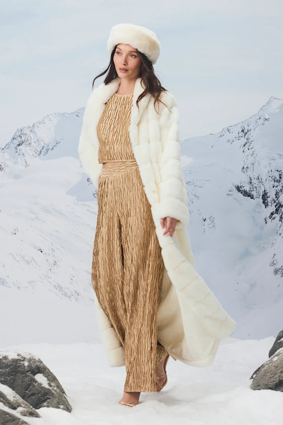 Yukara Gold Textured High-Rise Wide-Leg Pants | Lulus