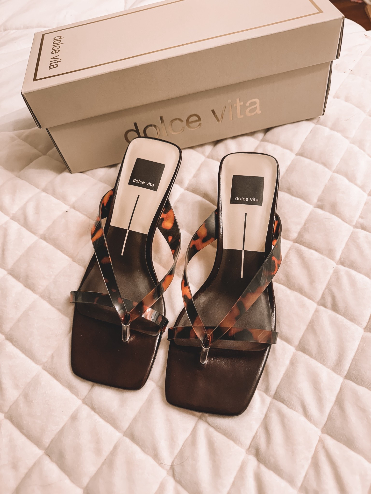 I have a show "problem", I know that
Still, I had to have these.
Jelly straps, leather footbed , kitten heel...90's vibes are strong here! 
Sandals, shoes, vacation , beach vacation , office wear, work wear

#LTKSeasonal #LTKMothersDay #LTKFestival