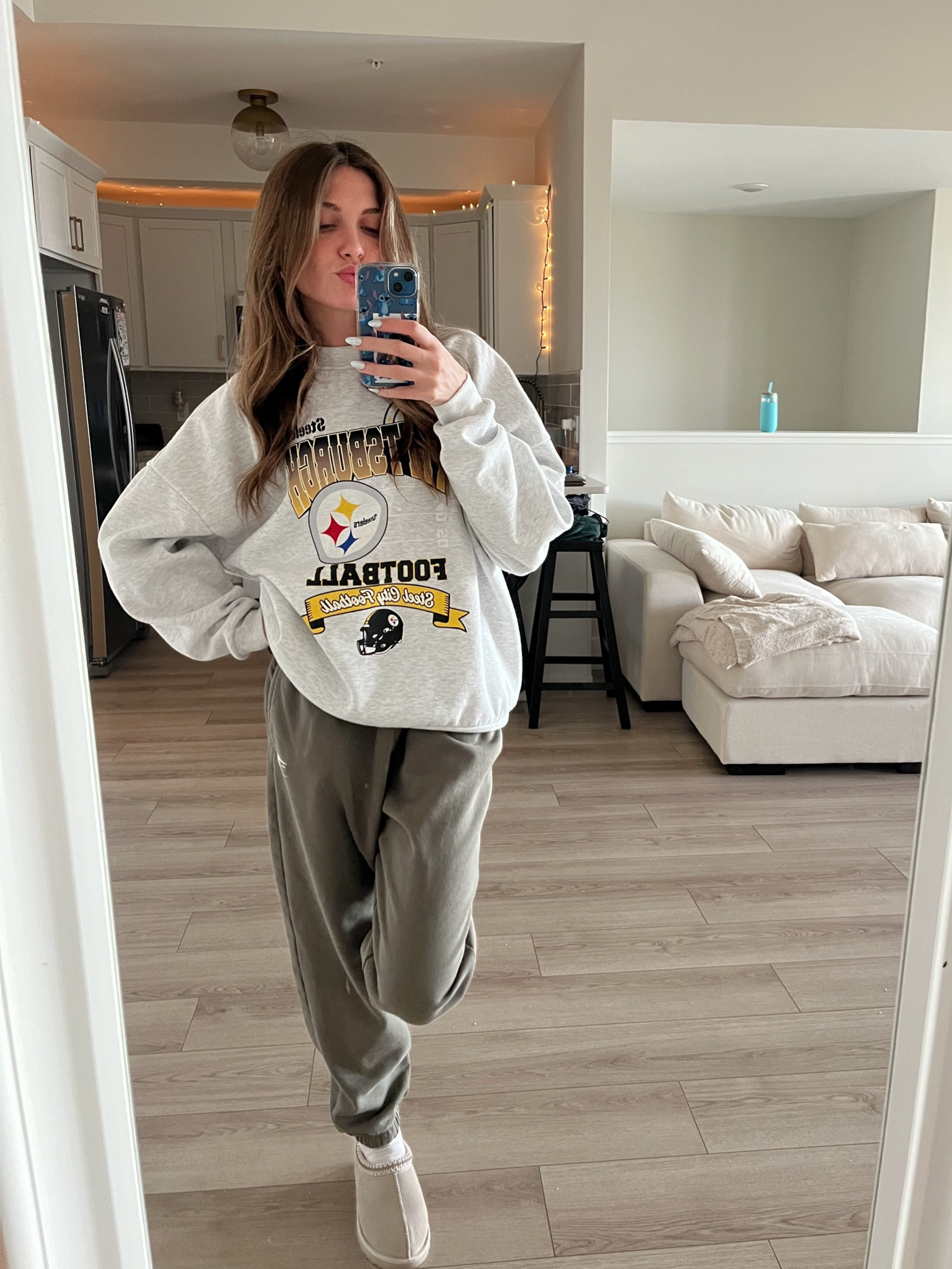 Steeler Sunday 🖤💛 
-wearing a size medium in the sweatshirt
-gymshark sweats on sale! wearing a small

#LTKGiftGuide #LTKSaleAlert #LTKSeasonal
