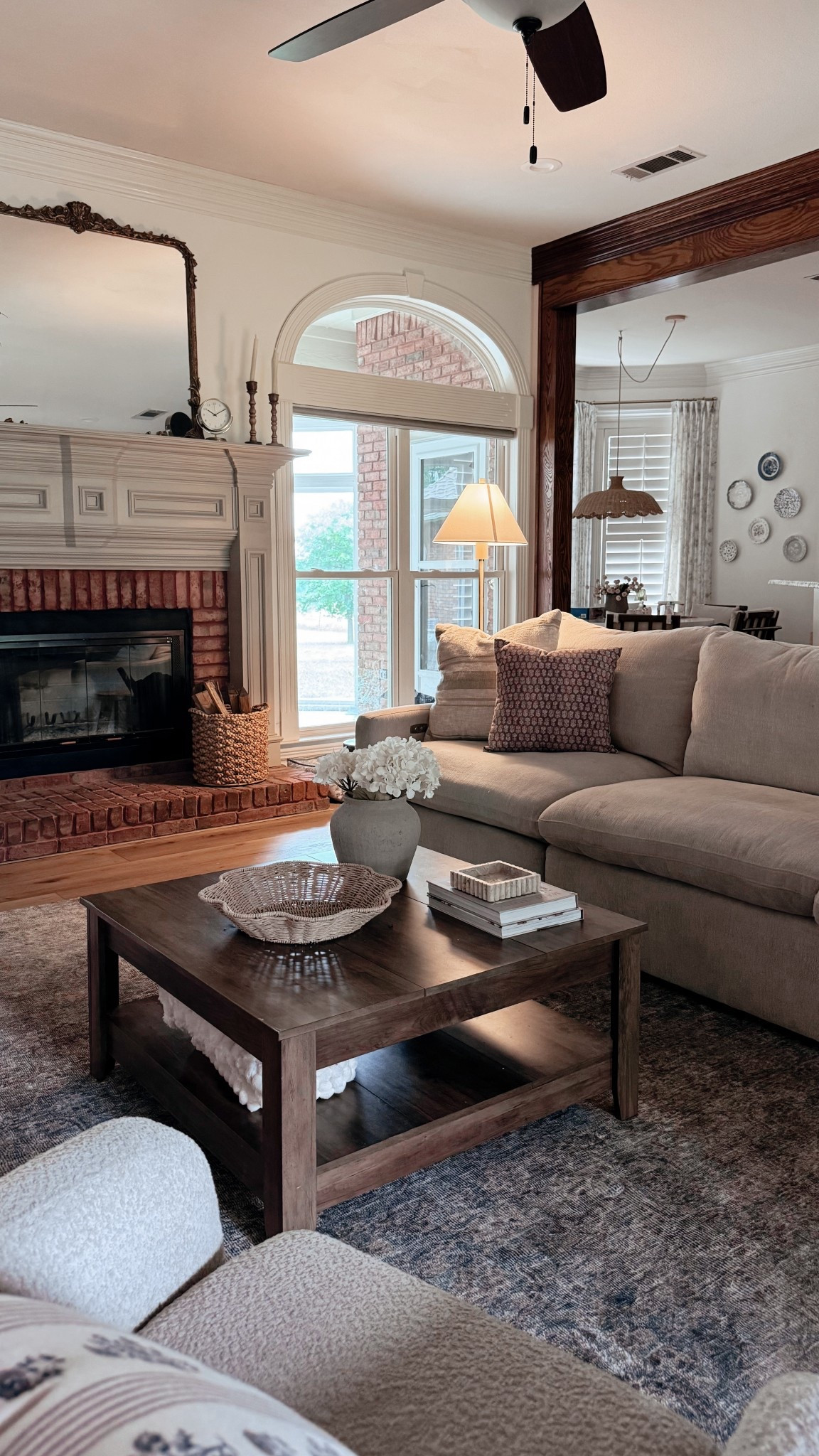 Cozy living room decor // Amazon throw pillows // coffee table 

#LTKHome