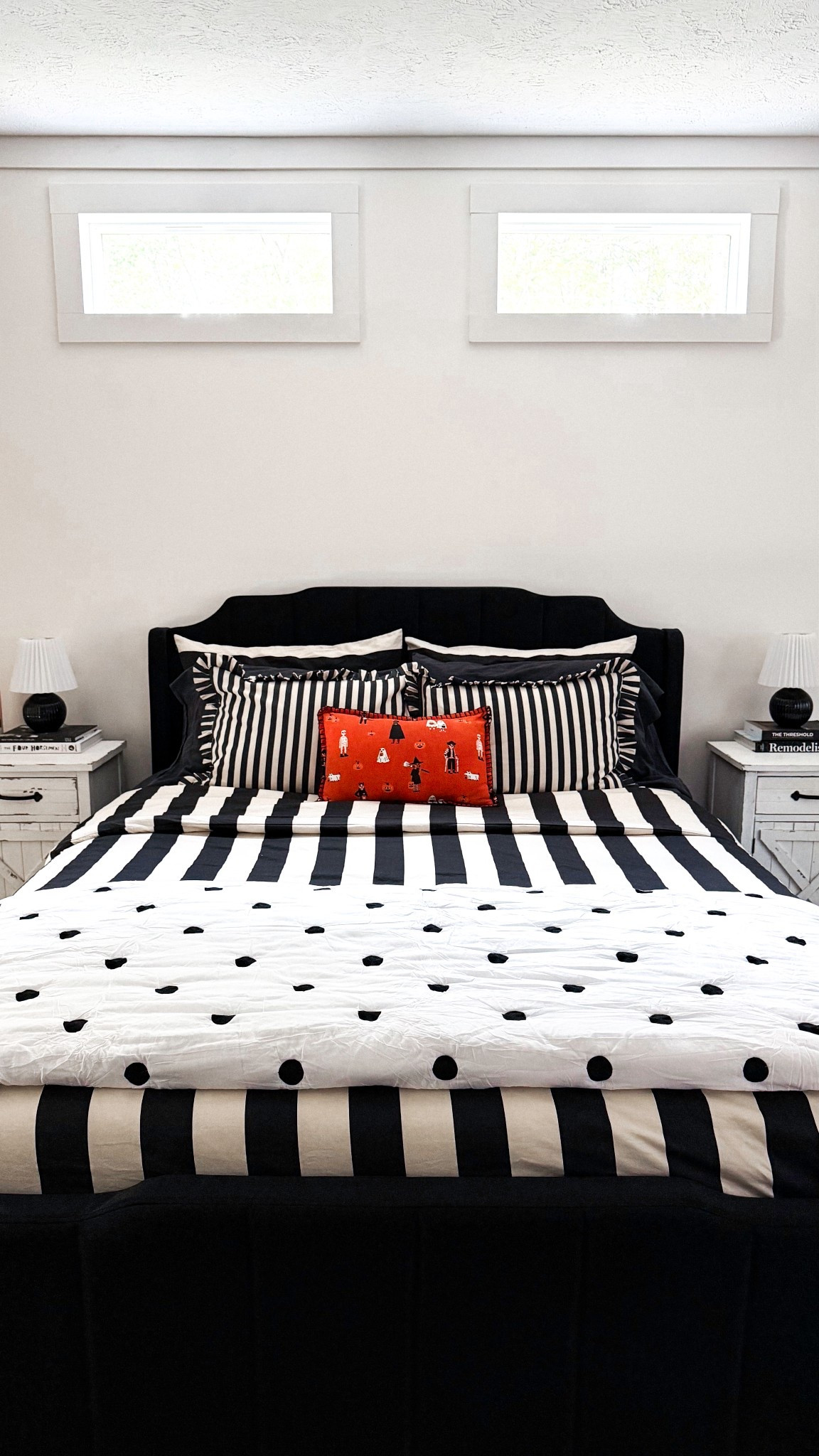 🖤🖤🖤 

#LTKHome #LTKSeasonal