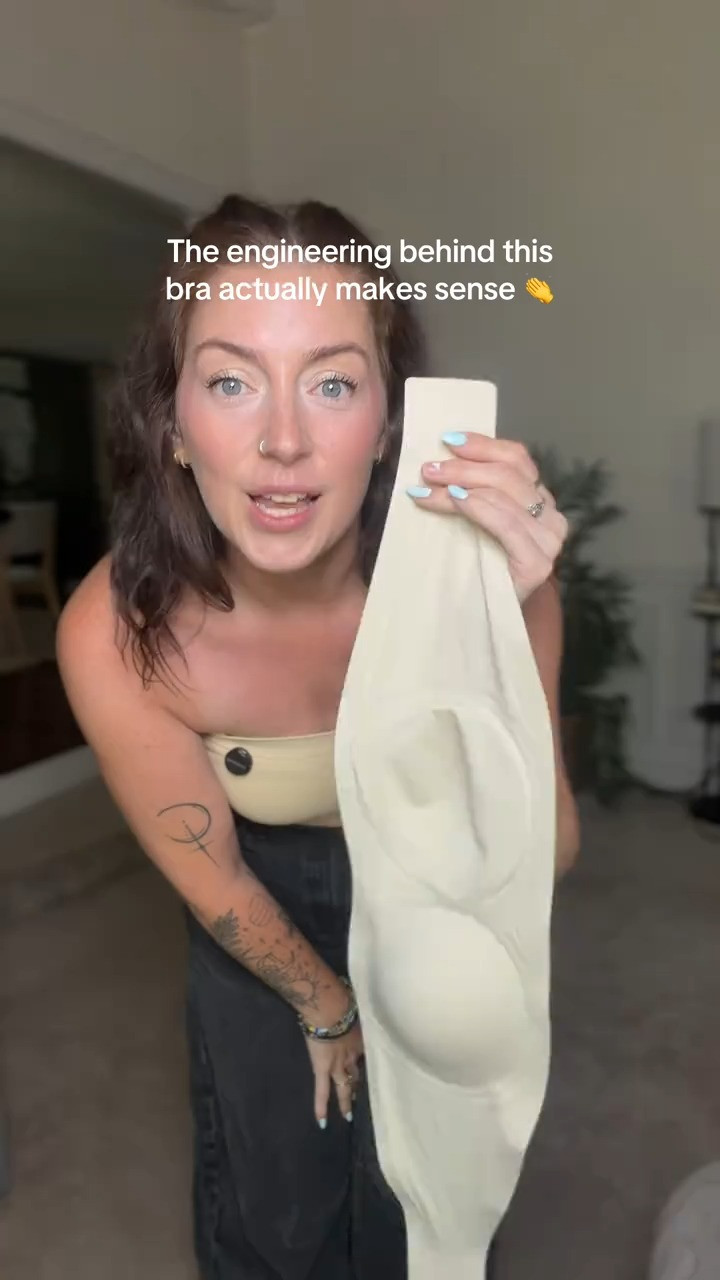 A lot of brands are trying to make wireless strapless bras work without actually giving them enough structure.

If the back of the bra is tiny, all the weight gets pulled forward and downward, especially for larger busted women.

This @Shapermint bandeau fixes that by making the back band wide and supportive so the weight is distributed evenly around your body. Add in sewn in pads and wireless support, and this is one of the few strapless bras I can actually tolerate wearing.

#StraplessBraReview #WirelessBraSupport #SewnInPads #SupportiveBandeau #SummerFashion 

 #LTKdayinmylife #LTKgrwm #LTKmomlife