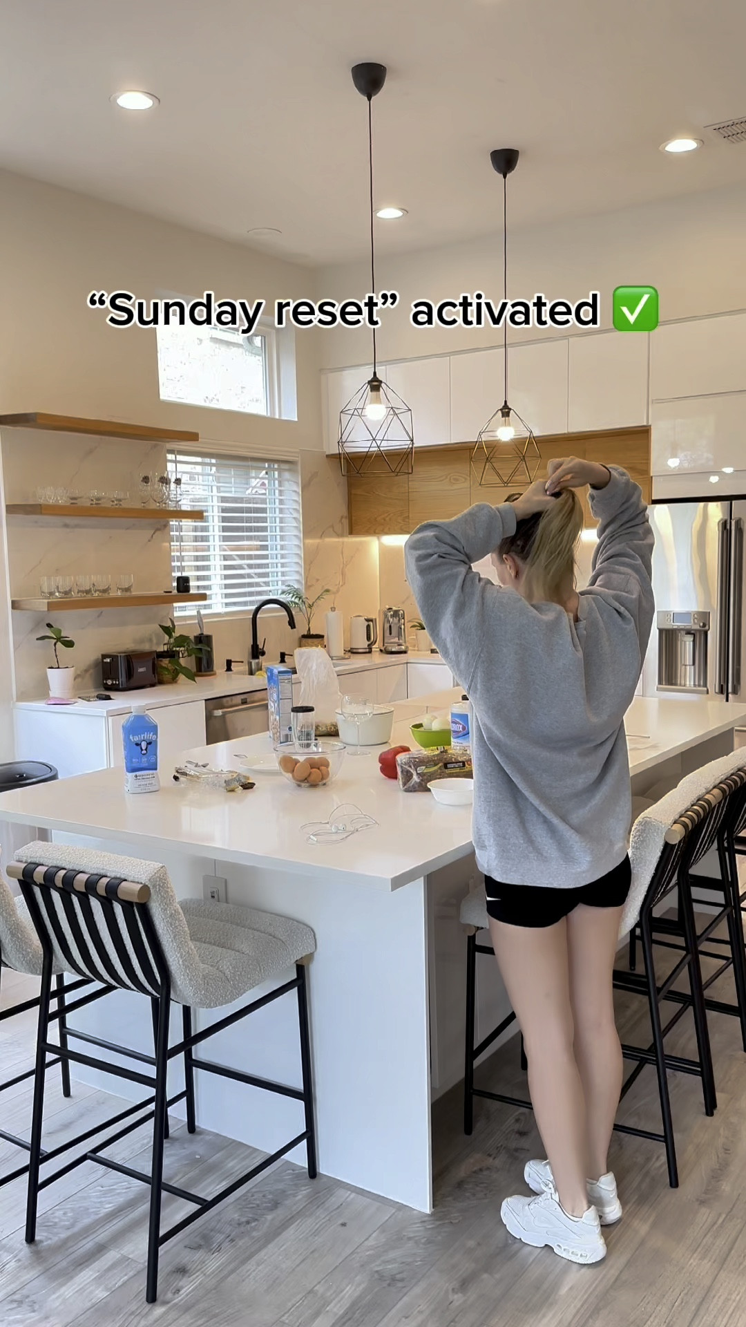 Sunday reset outfit and my cleaning products and tools 🧹🧽

#LTKVideo #LTKhome