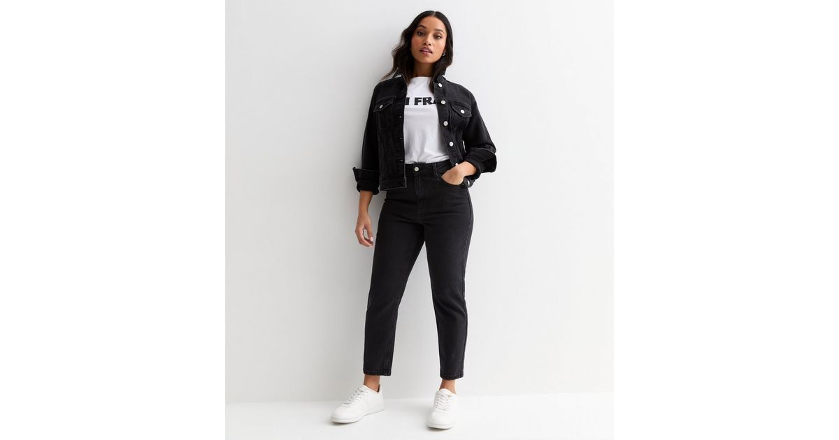 Petite Black High Waist Tori Mom Jeans | New Look | New Look (UK)