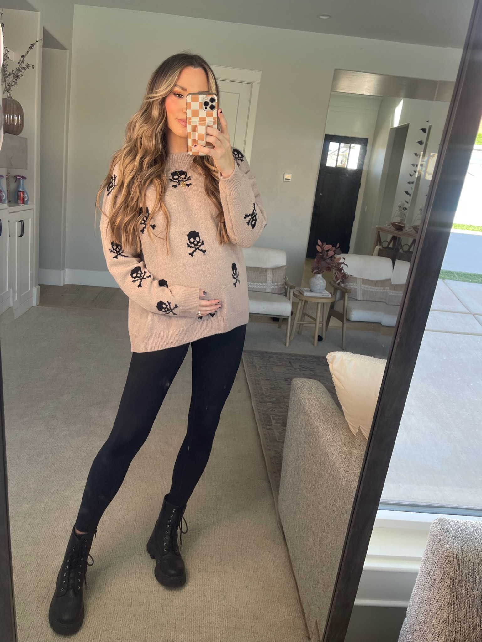 Sweater size large 

#LTKbump #LTKfindsunder50 #LTKstyletip