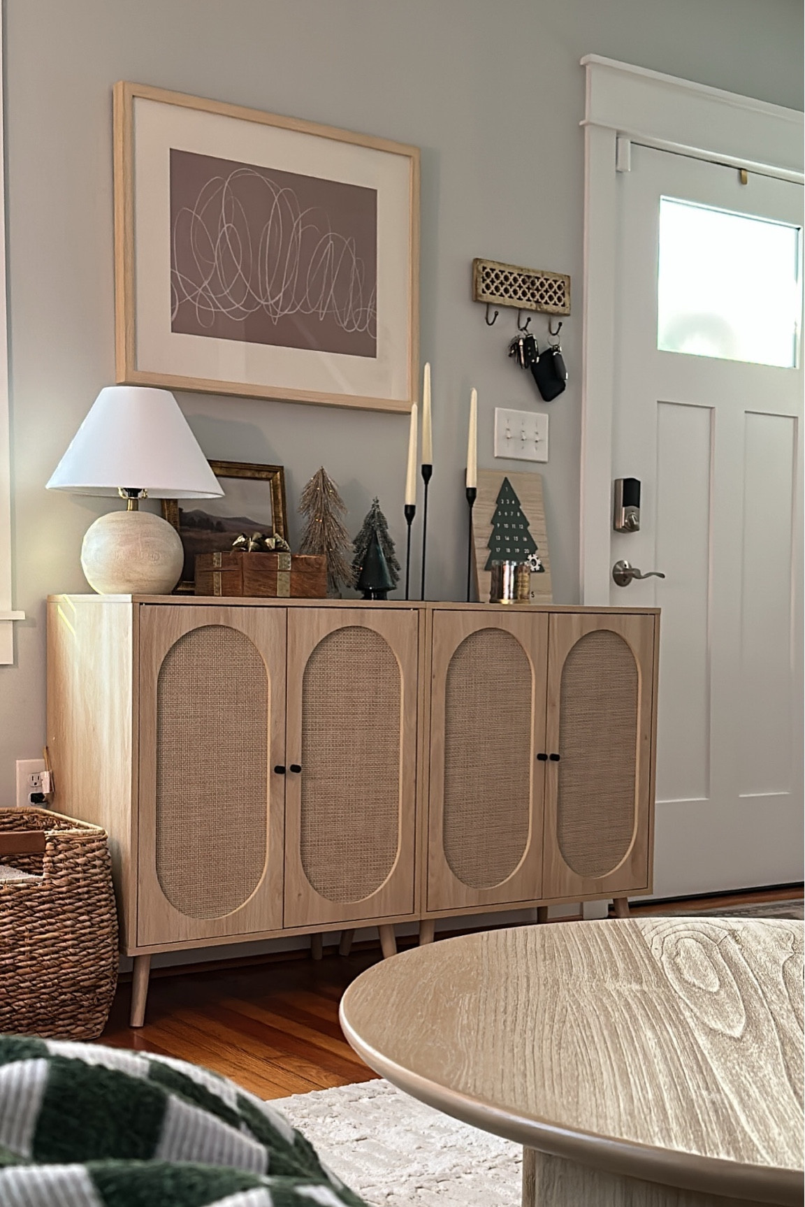 deck the halls bby 🎄

christmas decor, christmas, holiday decor, home decor, entryway console, console, amazon finds, neutral decor, sideboard, cozy decor

#LTKHoliday #LTKhome #LTKSeasonal