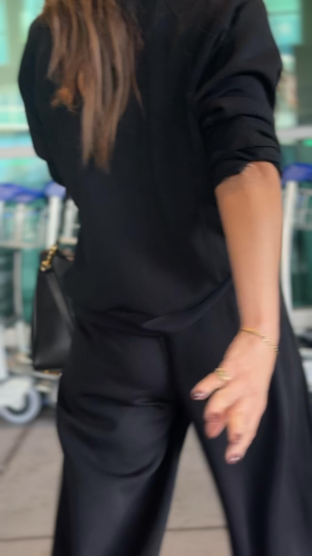 My favorite way to travel is in this Spanx set! And it's on major sale right now! Grab it before it sells out.

#LTKSpringSale #LTKActive #LTKOver40