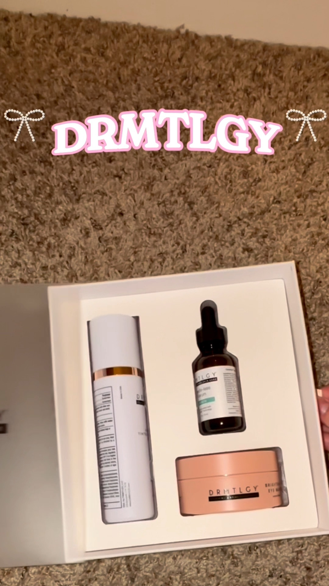 Holiday glow unlocked with @drmtlgy 🎁✨
Sharing their Best Sellers Bundle Set — packed with clinically backed, dermatologist-approved essentials. I’ve been loving the Needle-less Serum from the set for that effortless winter radiance.
Shop it all on my LTK — link in bio!
#DRMTLGYPartner #ad #collab #skincare #holidays #bundle 

#LTKmorningroutine #LTKHoliday #LTKselfcare