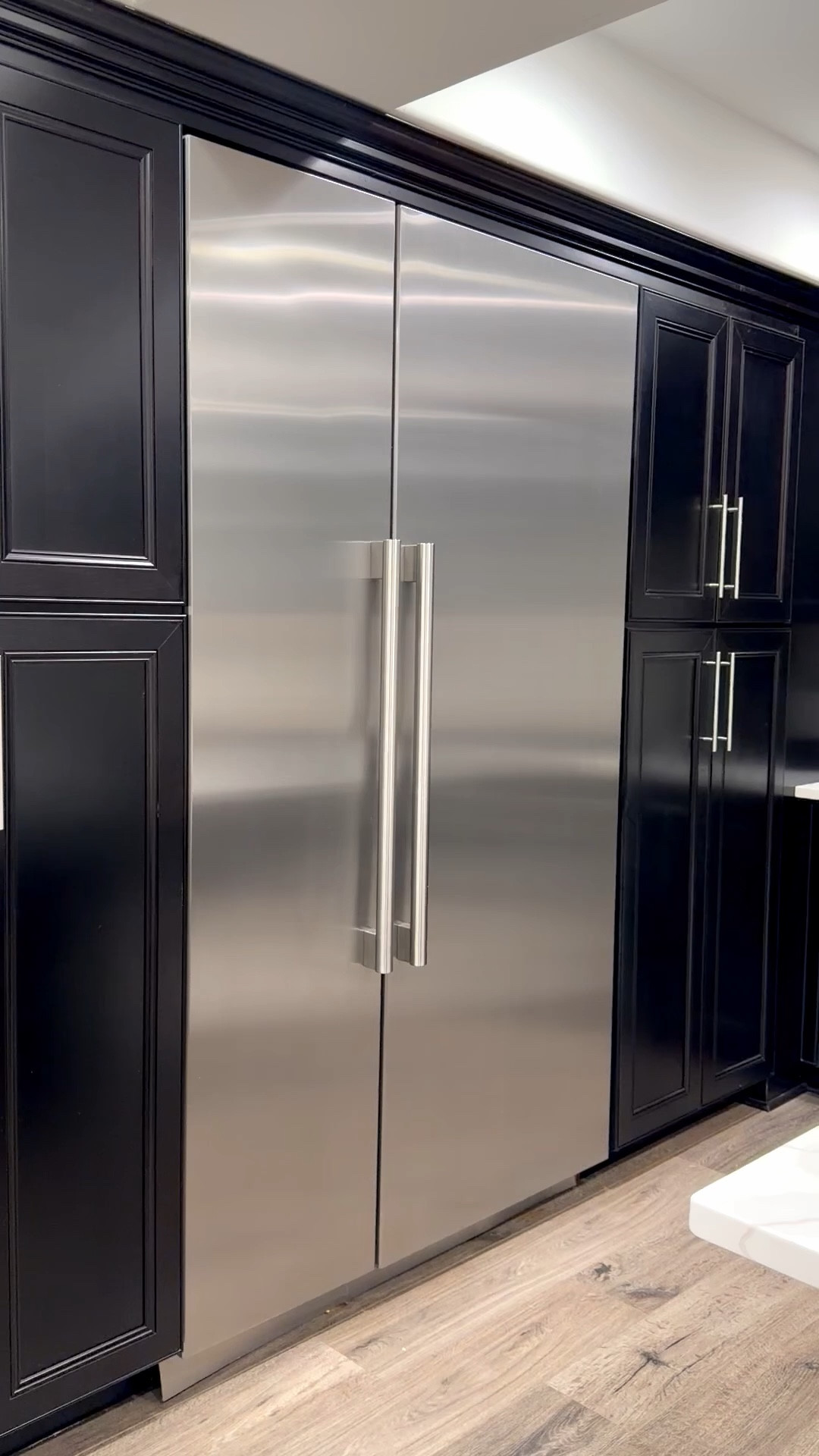 If you’ve ever wondered how I keep my stainless steel looking this clean… it’s this 🤍

No streaks, no film, no constant wiping — it actually works (and I’ve tried a lot).

This is one of those home finds I genuinely use on repeat.

#LTKSaleAlert #LTKHome