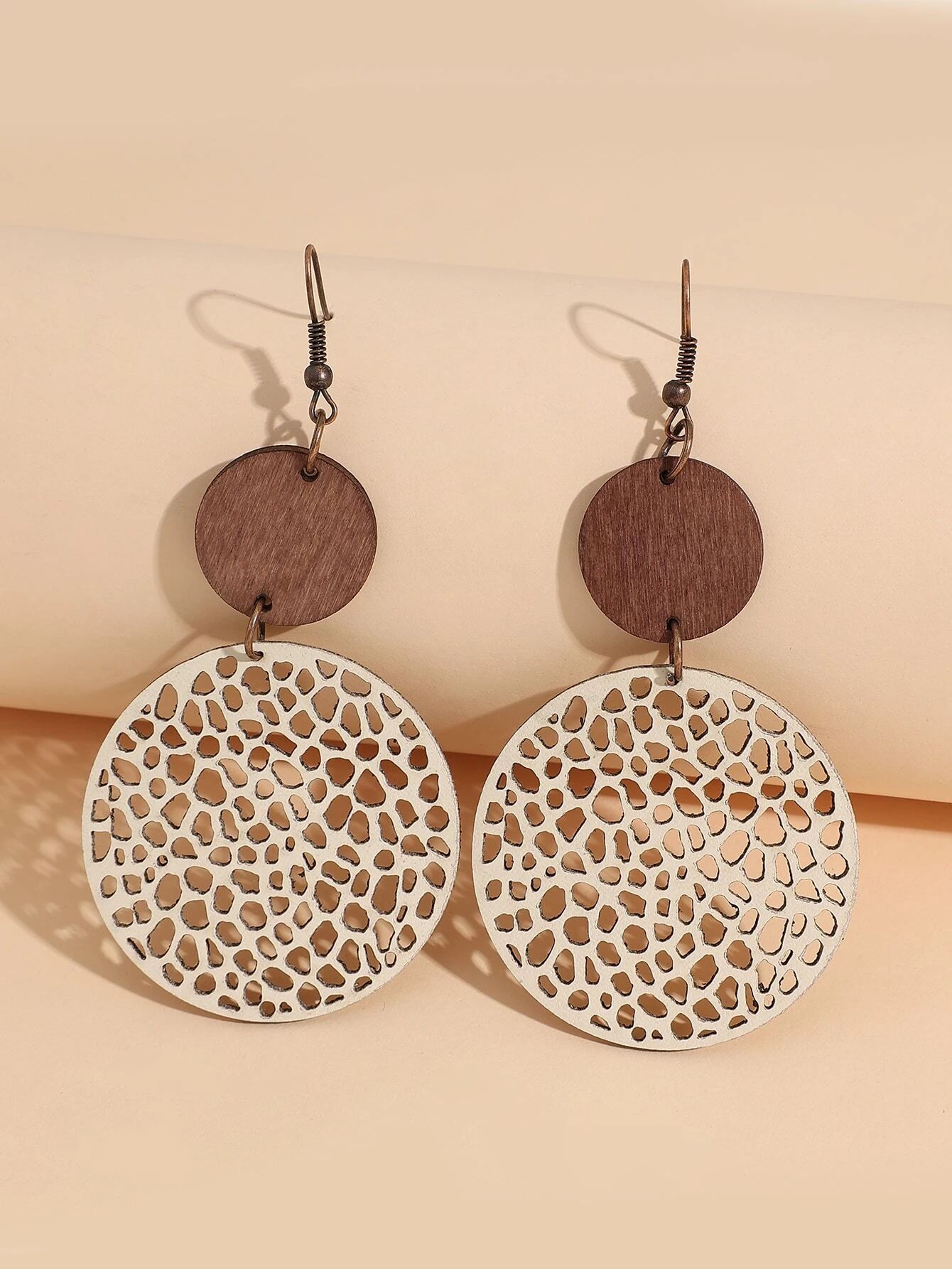 Hollow Out Round Decor Drop Earrings | SHEIN