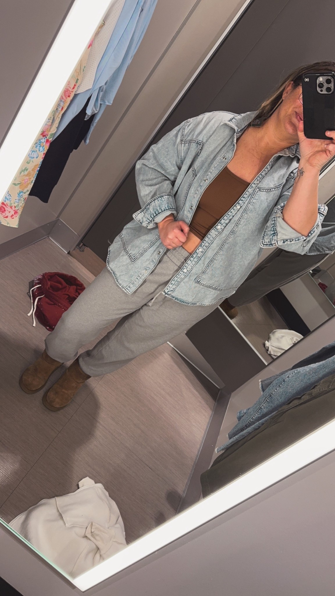 Jacket, tank, sweats: XL

#LTKPlusSize #LTKMidsize #LTKTravel