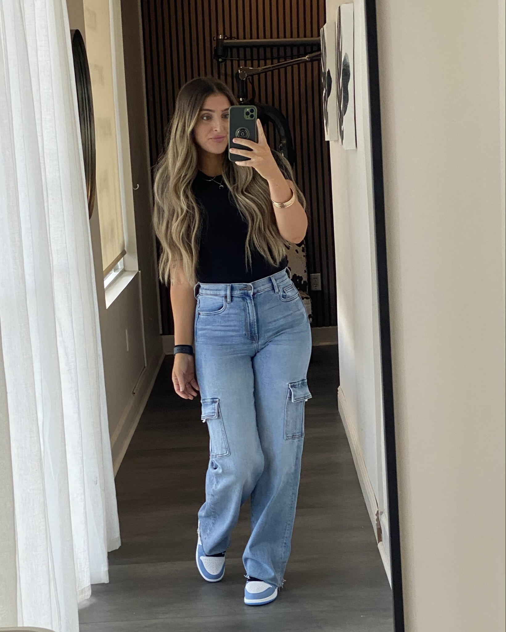 Loving these new jeans so much. 

#LTKFindsUnder100 #LTKStyleTip #LTKGiftGuide