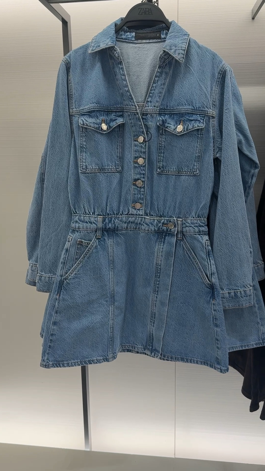 Mini denim dress find! Perfect addition for spring wardrobe…  pair with sneakers, ballet flats, or even knee-high boots!

#LTKootd #LTKMidsize