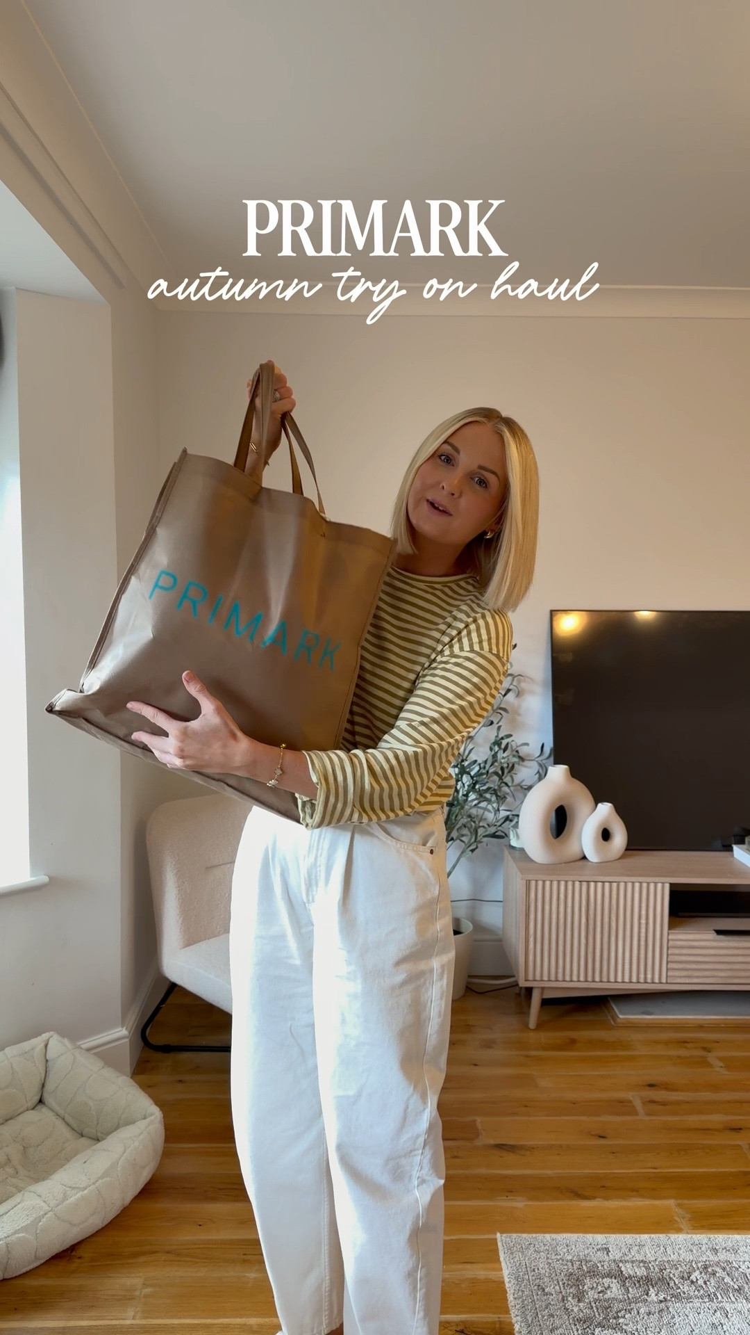 Wow, girls… I went to Primark this week after calling into the show room and OMG I picked up some gorgeeee pieces for like early autumn (still not quite ready to fully let go of summer ok 😂) 

The best elevated basics, some gorge wide leg jeans and the most insane suede look oversized jacket! 😍

#LTKuk #LTKautumn #LTKstyletip