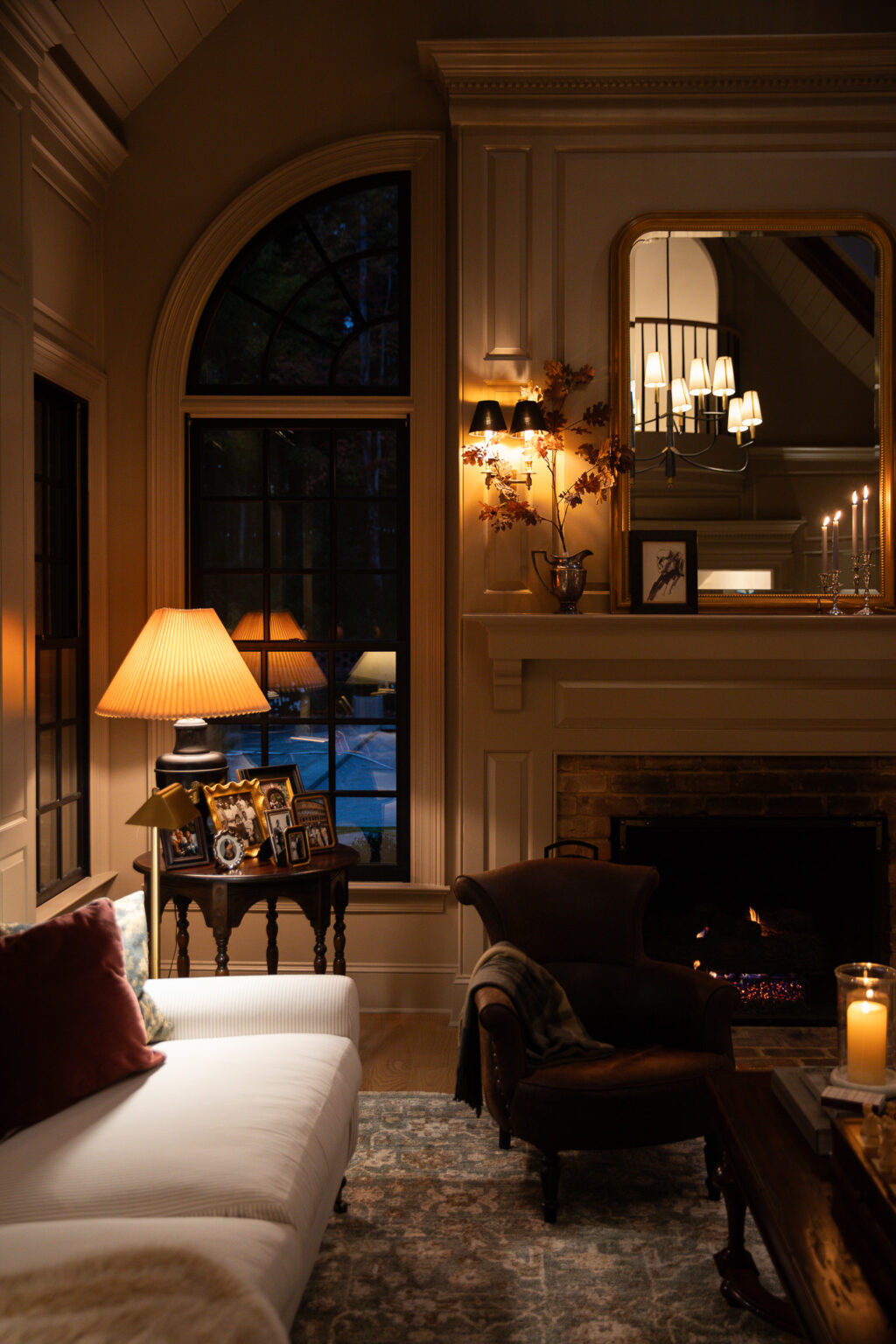 The living room at lamp o’clock 🤎

#LTKStyleTip #LTKSeasonal #LTKHome