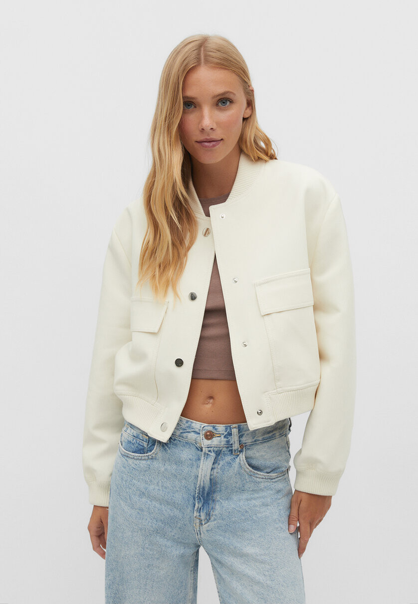 Bomberjacke mit Maxi-Pockets - Mode für Damen | Stradivarius Deutschland | Stradivarius DE