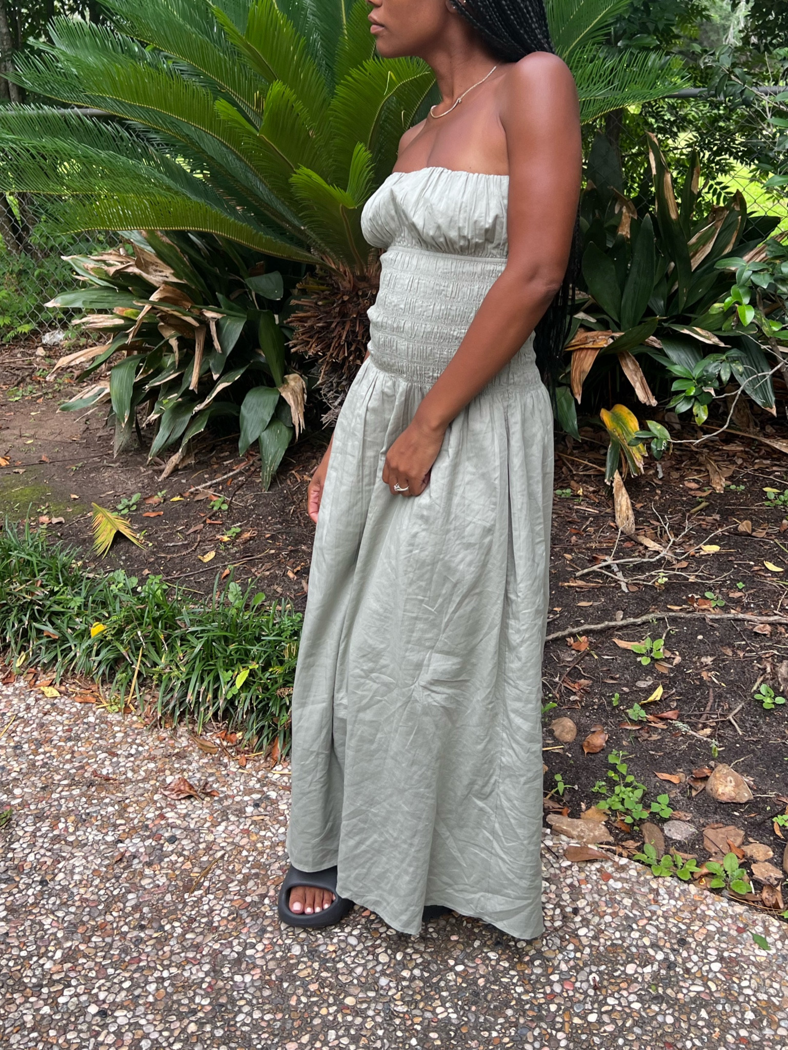 Abercrombie strapless drop waist maxi dress 

#LTKsalealert #LTKFind #LTKstyletip