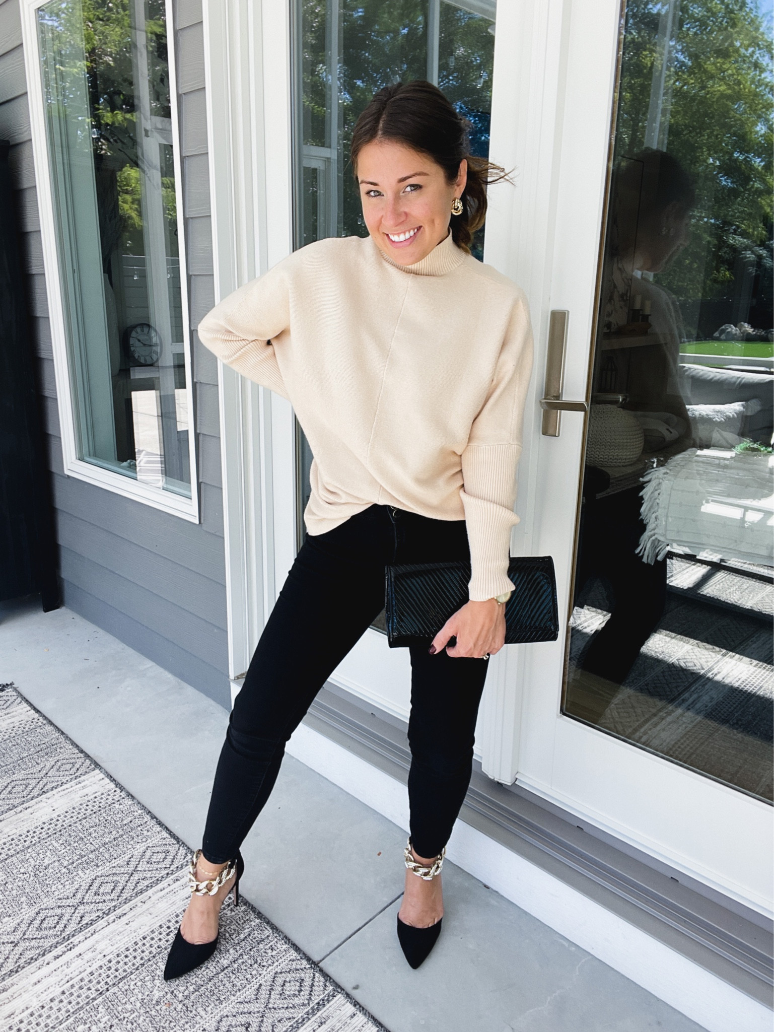 TTS IN SWEATER AND HEELS 😍

The gold accents on this outfit polish it SO WELL ✨

#LTKworkwear #LTKunder100 #LTKshoecrush