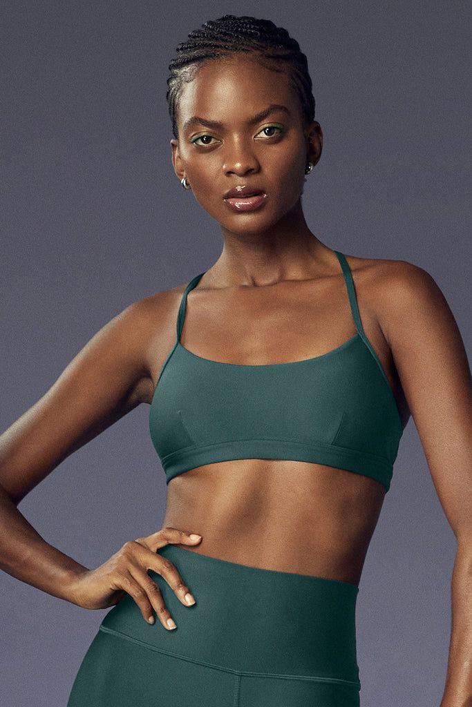 Airlift Intrigue Bra - Midnight Green | Alo Yoga