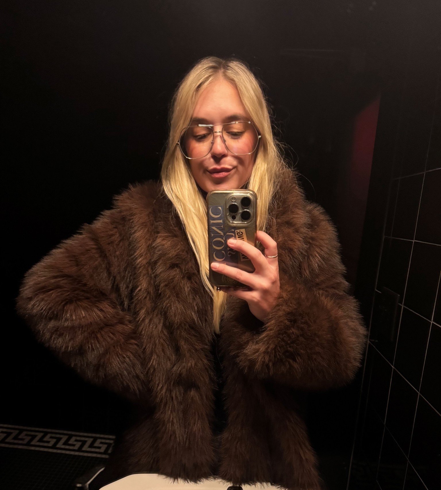 Brown is the color of the faux fur coat of my dreams - and these glasses r a fave too

#LTKootd #LTKmomlife #LTKSeasonal