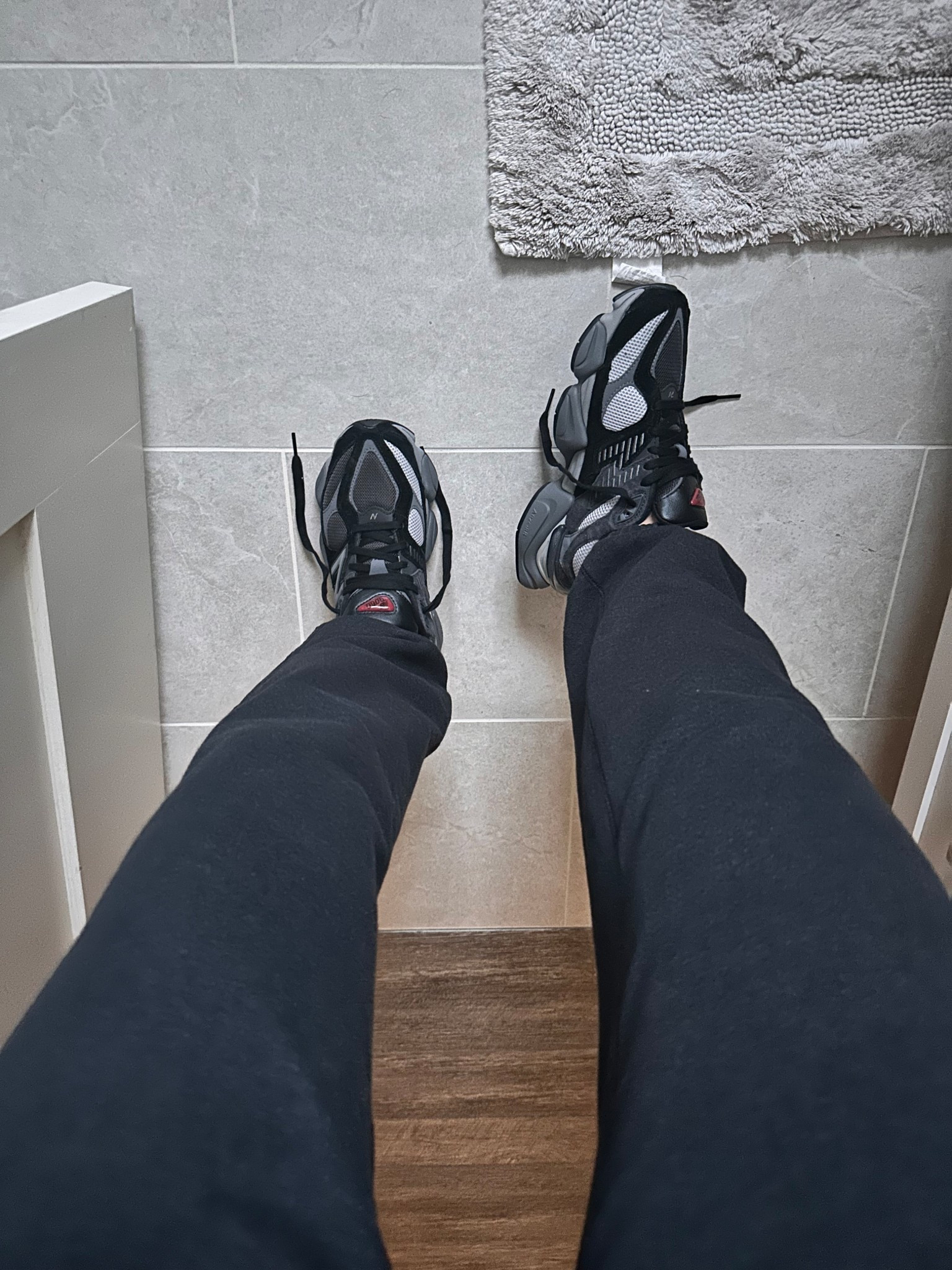 These are 10/10 on comfort, and I love the colorways, BUT I ultimately returned them because I wanted them to wear with sweat sets & 98% of my sweat sets are Nike. I cannot get over wearing a buncha different logos. Maybe just me, but it’s my own personal ick, so I returned and got new Nikes instead ! TTS in my opinion! #newbalance #sneakers

#LTKActive #LTKShoeCrush #LTKStyleTip