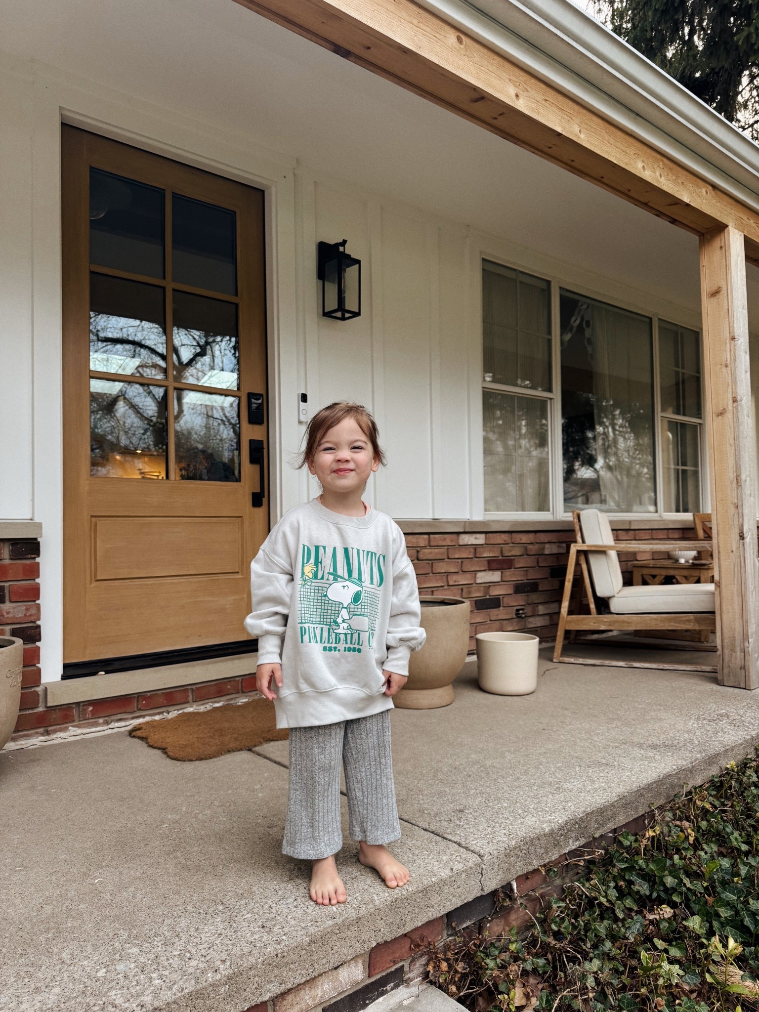Harlow's Peanuts Sweatshirt!!