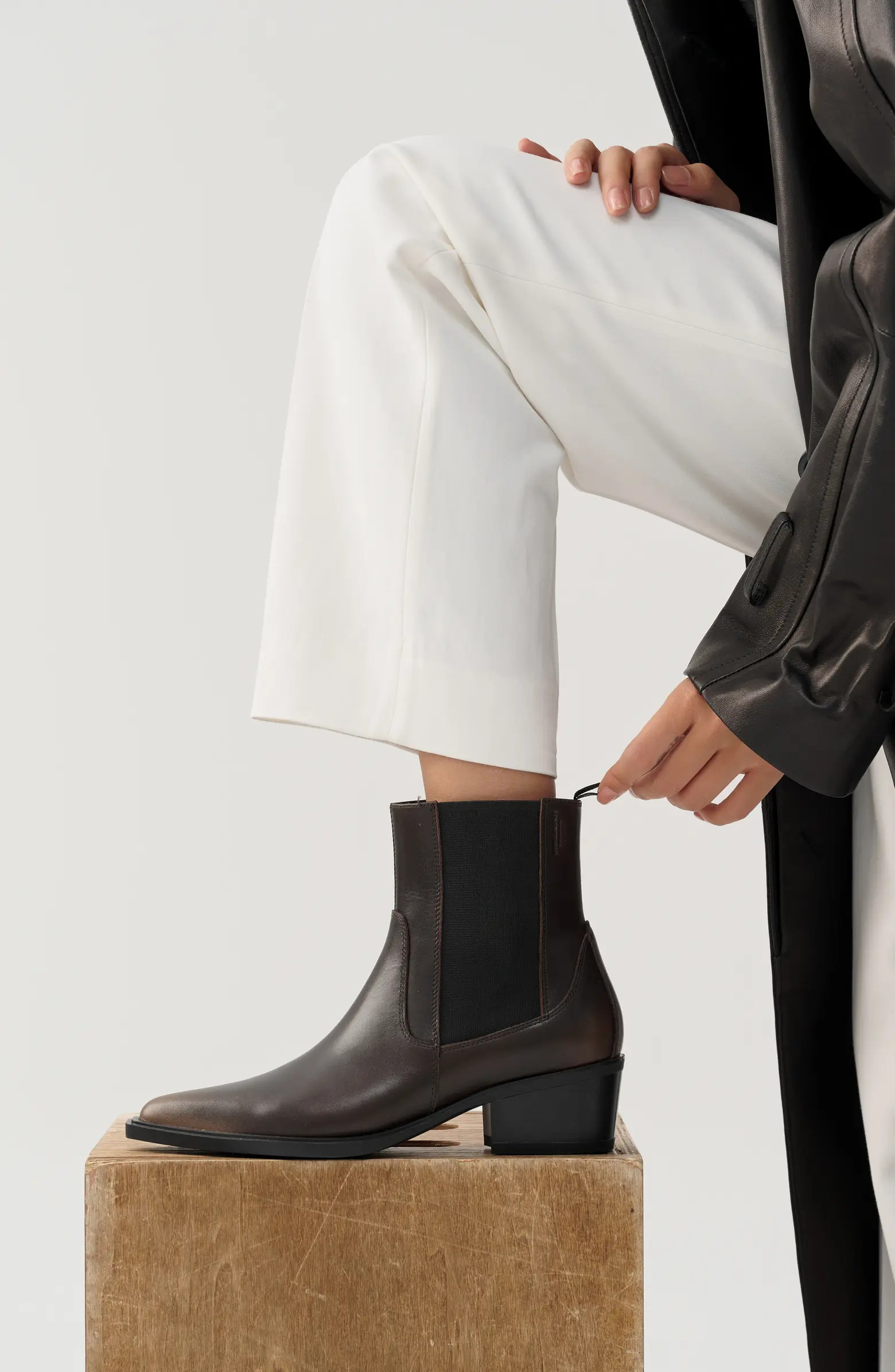 Vagabond Shoemakers Kelsey Pointed Toe Chelsea Boot (Women) | Nordstrom | Nordstrom